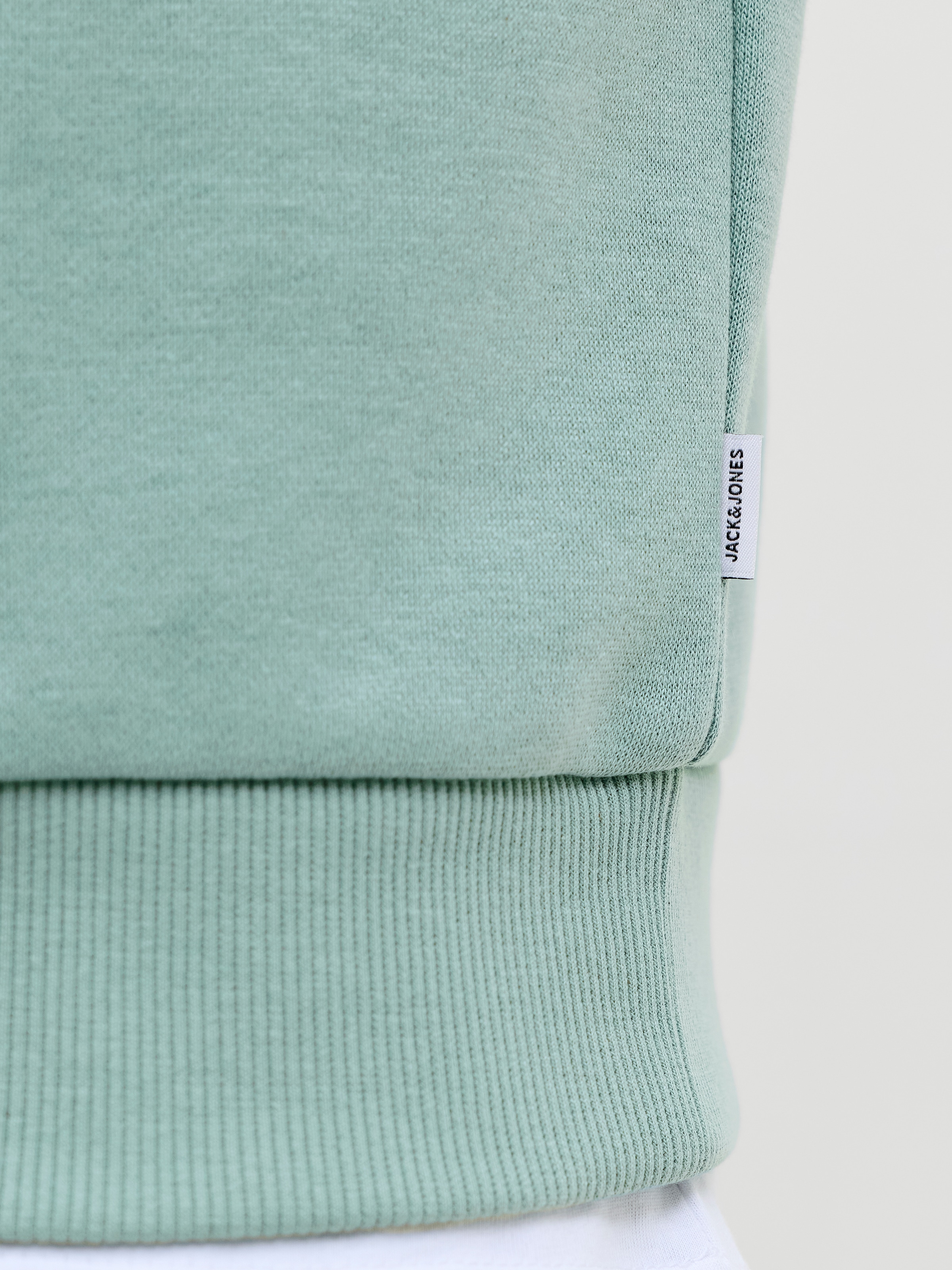 Jack & Jones PlusSize Sweatshirt »JJEBRADLEY SWEAT CREW NOOS PLS«, mit Rippbündchen
