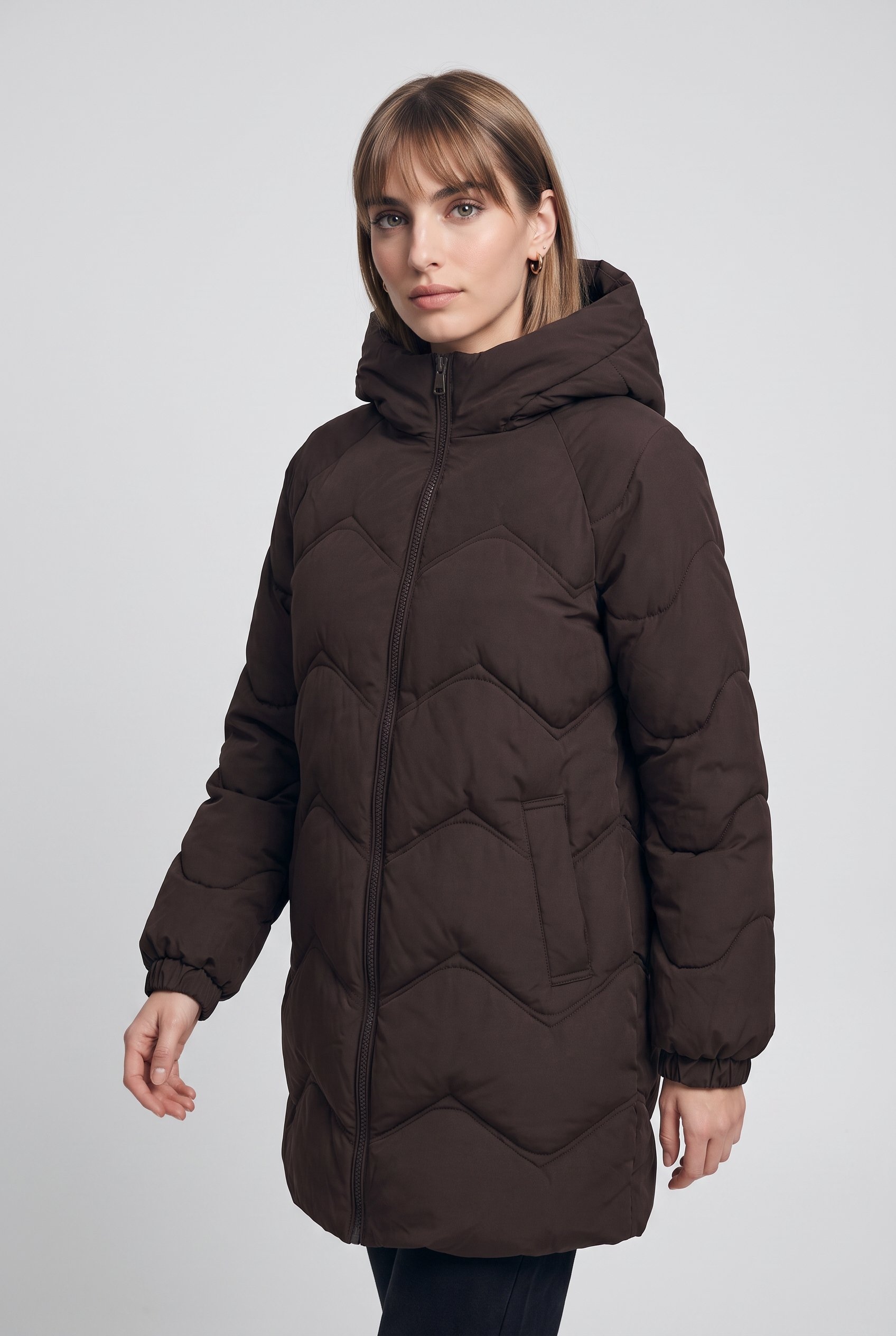 JDY Veste matelassée »JDYPOWER LONG HOOD PUFFER OTW HAB« avec capuche fibre synthétique