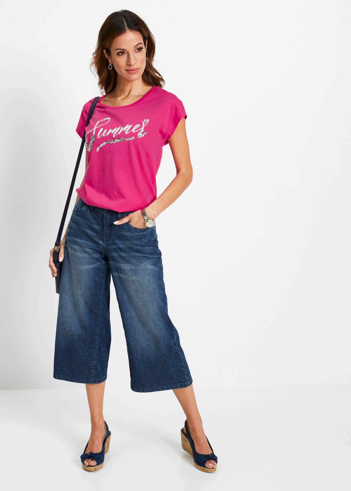 bonprix T-Shirt »Shirt mit Pailletten« lockere Passform, Kurzarm, aus Baumwolle