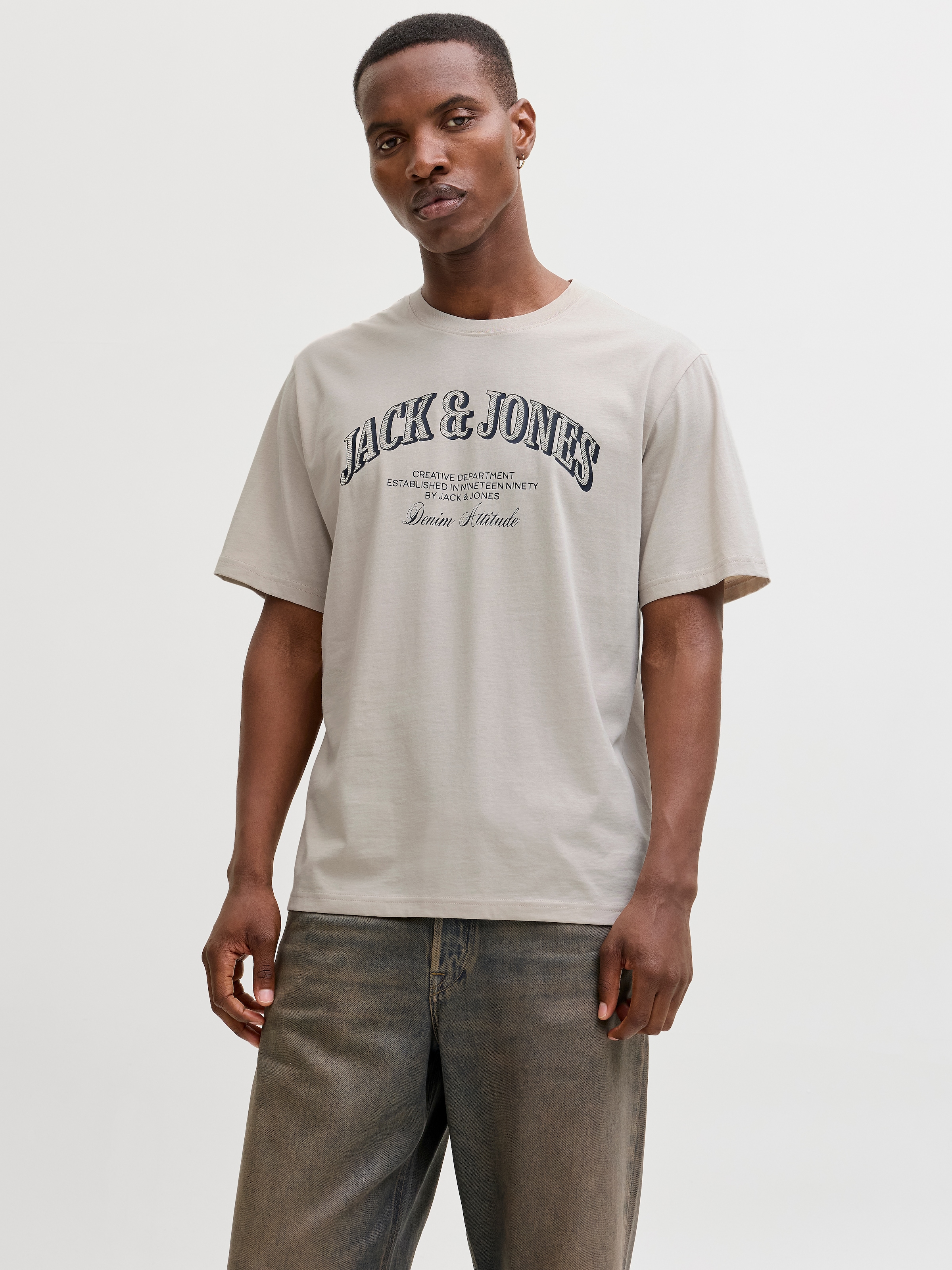 Jack & Jones Rundhalsshirt »JJEDENVER GRAPHIC TEE SS O-NECK SN« mit Logobranding