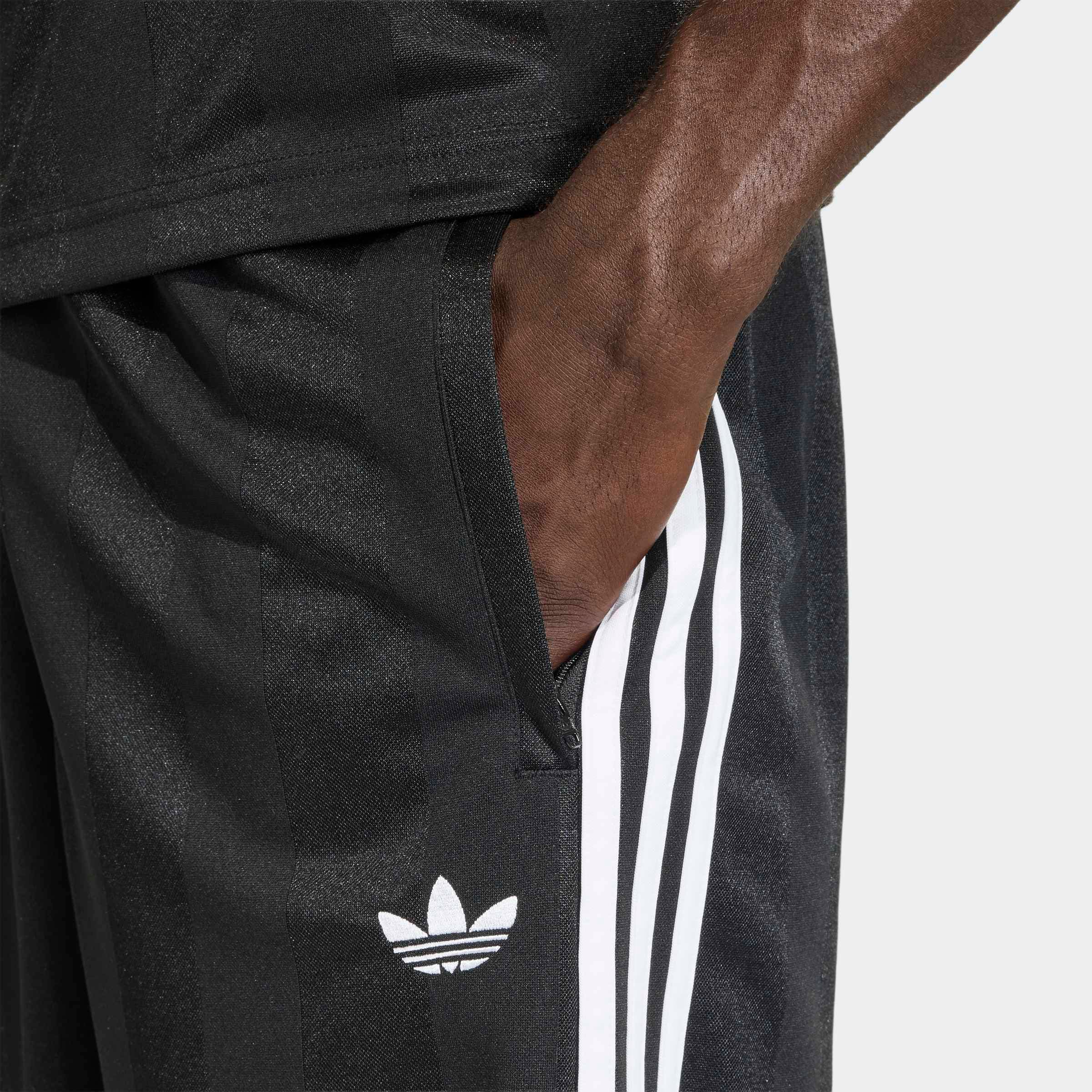adidas Originals Short »LOCKER EINGEARBEITETE 3-STREIFEN«