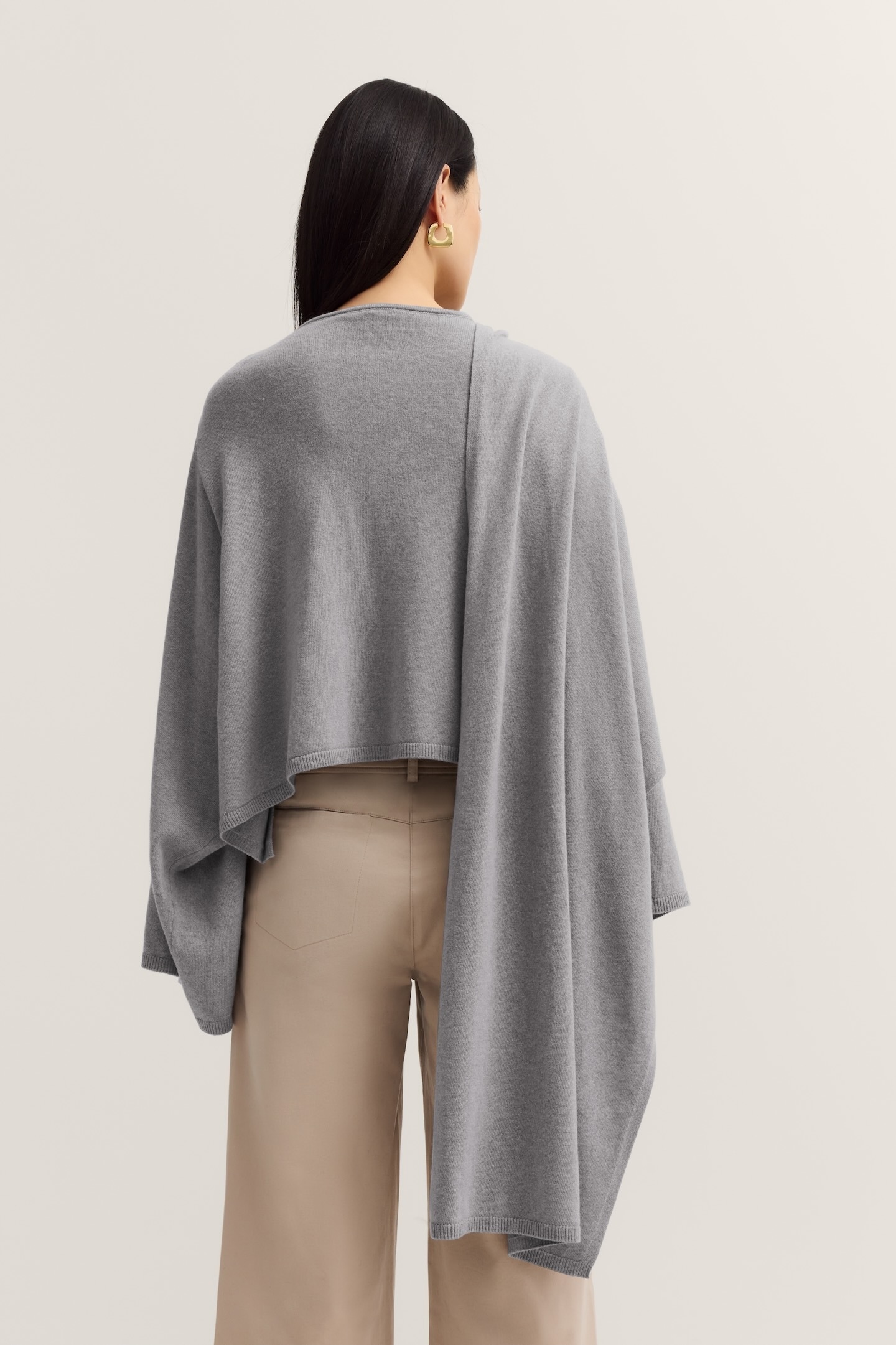 bugatti Cape en tricot »Rundhals-Ausschnitt« en mélange laine-cachemire