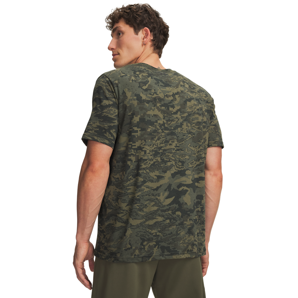Under Armour® T-shirt »UA ABC CAMO SS« style sportif, manches courtes, en coton et polyester