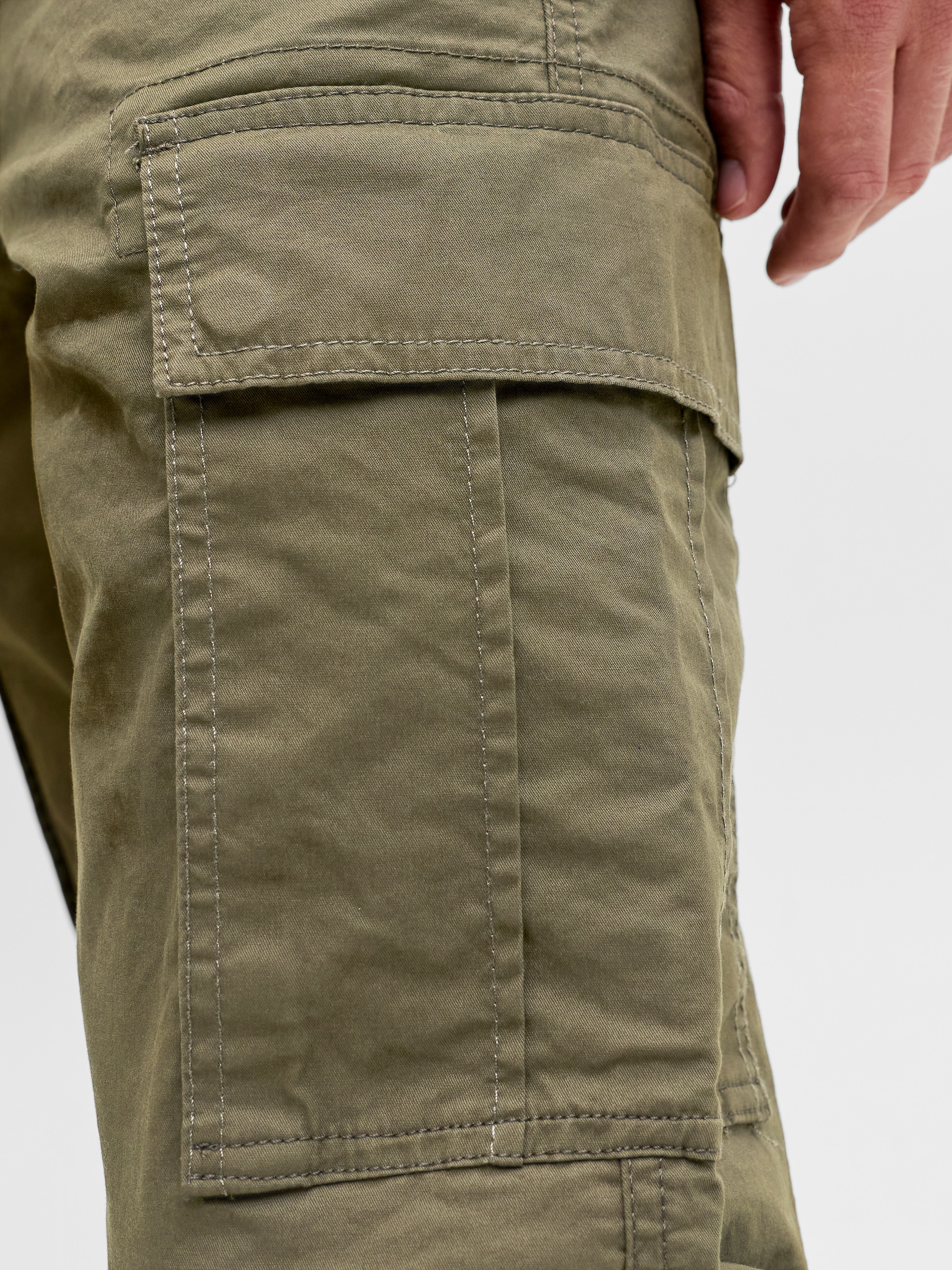 Jack & Jones Pantalon cargo »JPSTKANE FRANK CARGO NOOS«  mélange de coton, coupe ample