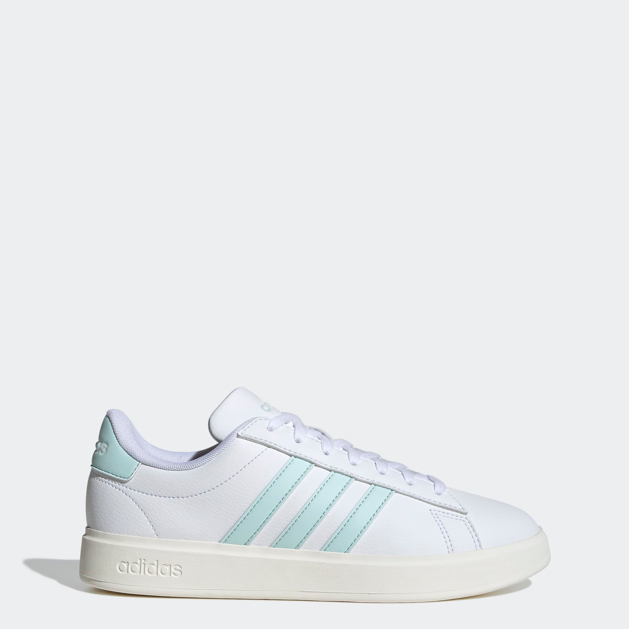 adidas Sportswear Sneaker »GRAND COURT CLOUDFOAM LIFESTYLE COURT COMFORT«  Design auf den Spuren des adidas Superstar
