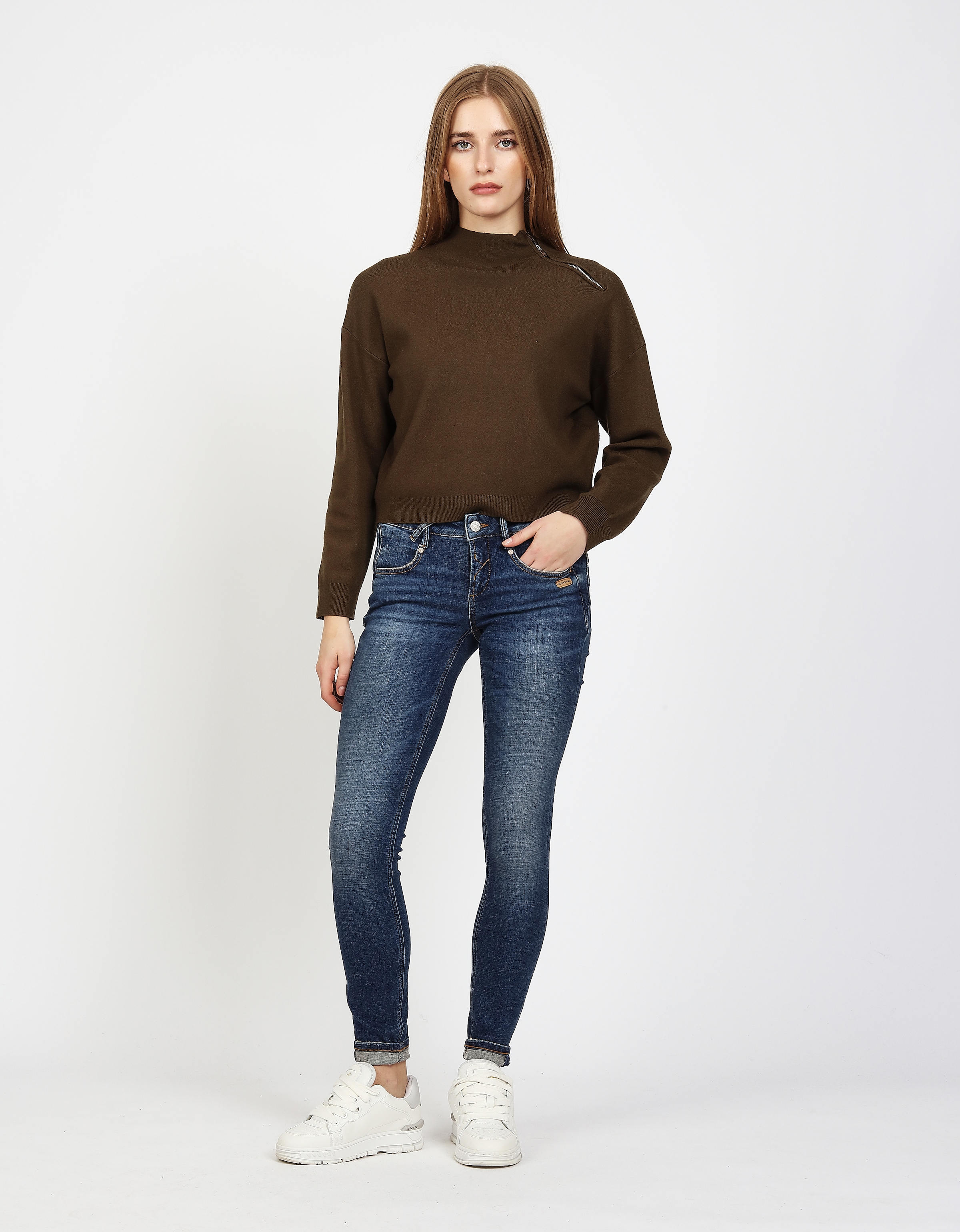 GANG Jeans skinny »94NELE« mit Rundpasse und seitlichen Dreieckseinsätzen f. e. tolle Silhouette