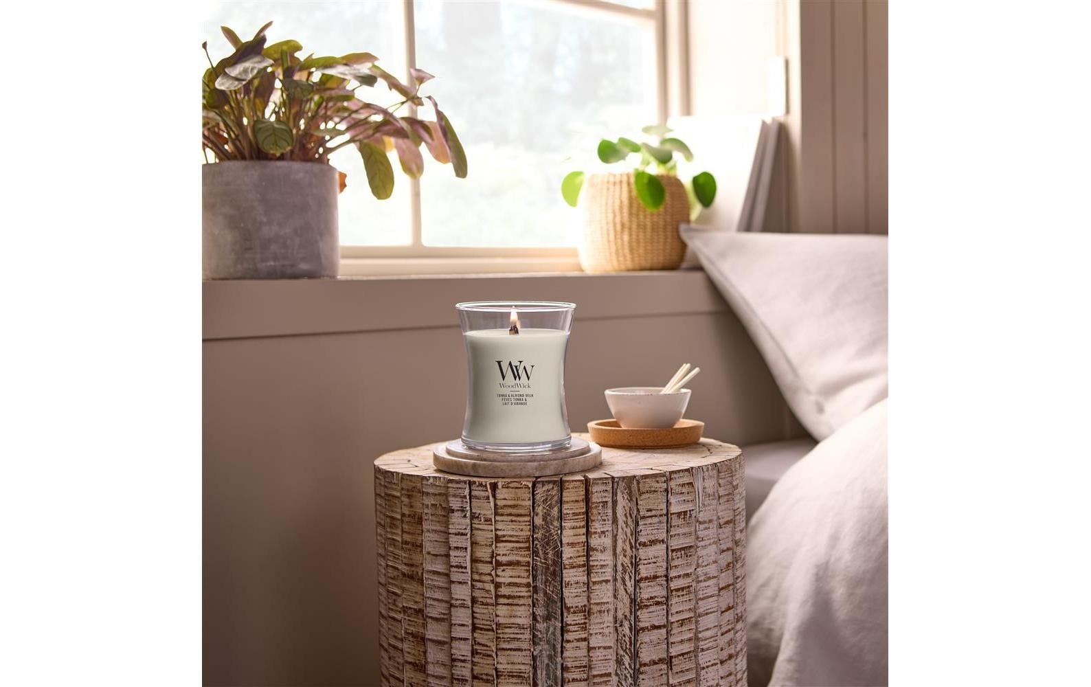 Woodwick Bougie parfumée »Tonka & Almond Milk Large Jar«