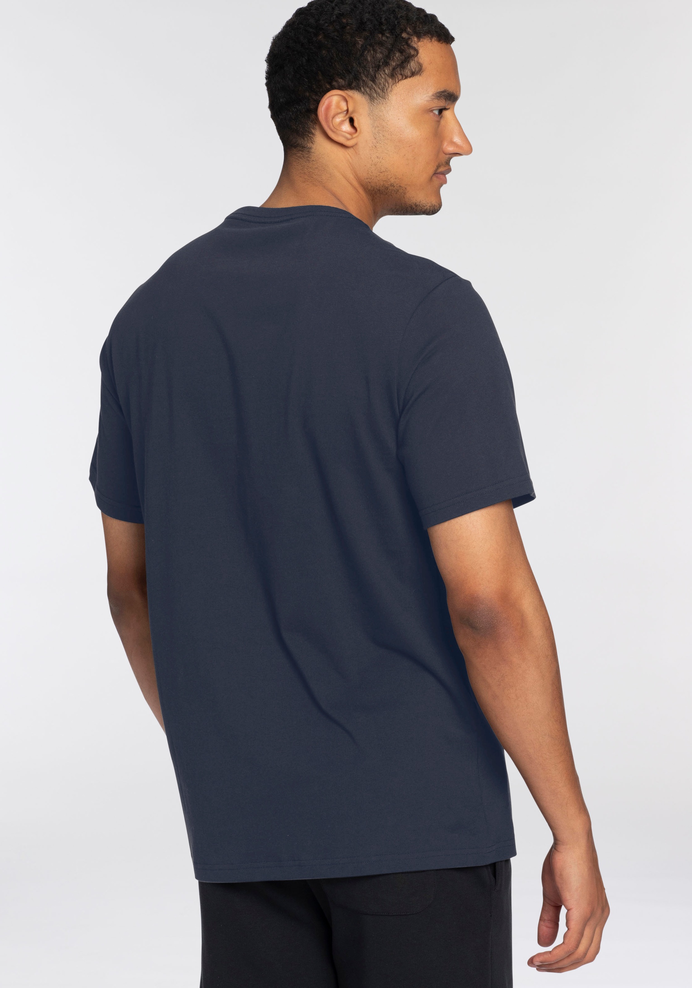 Converse T-shirt »CHUCK LOGO TEE« avec col rond, en coton, longueur normale