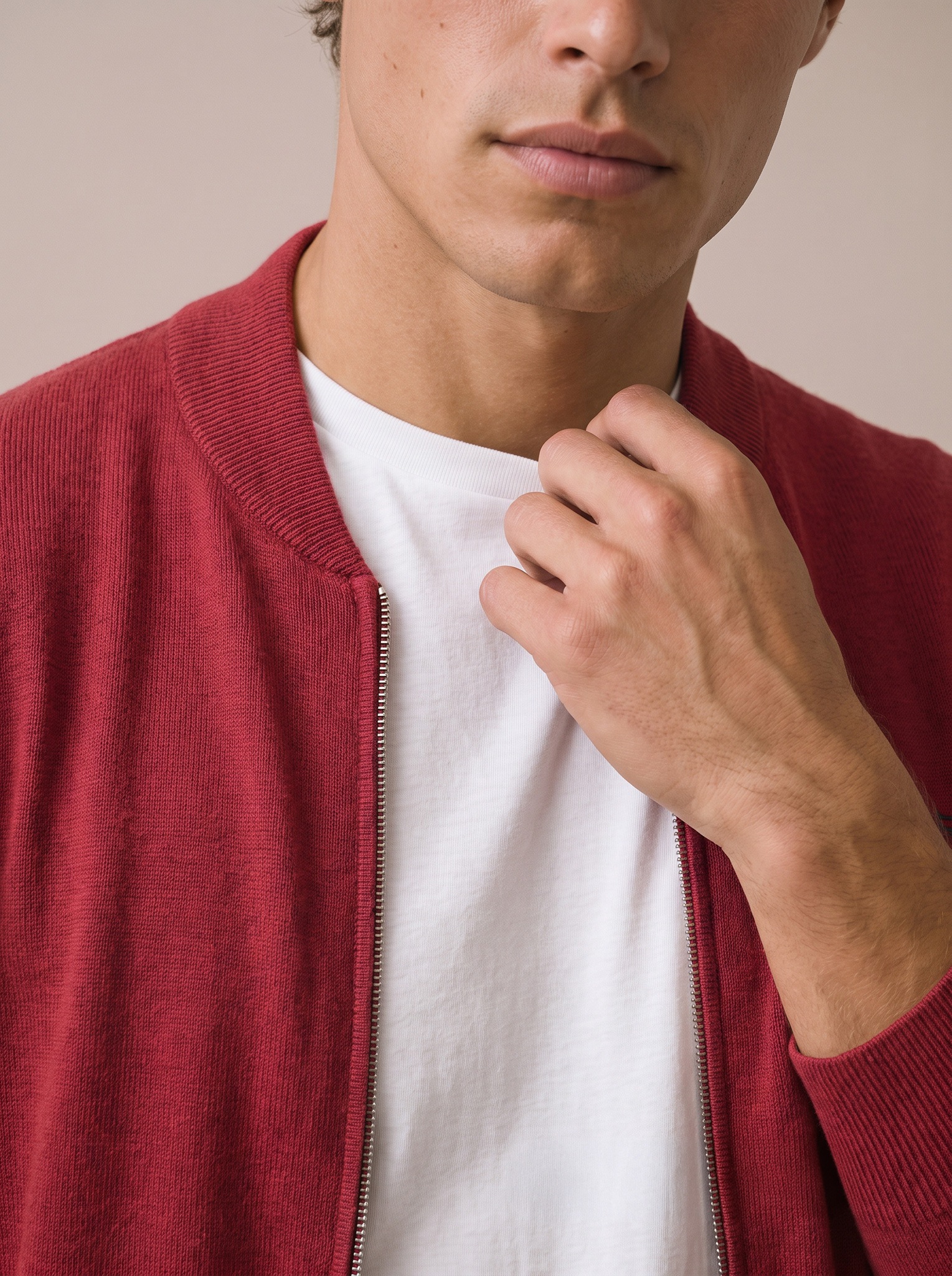 FYNCH-HATTON Veste en tricot avec broderie du logo
