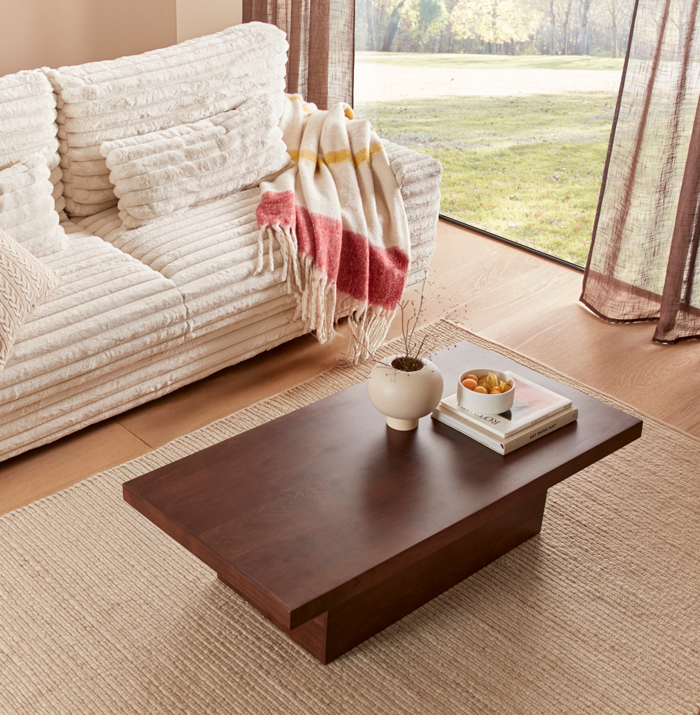 LeGer Home by Lena Gercke Buffet »EMINA« Acacia bois massif, commode 146cm, avec soft-close et poignées design