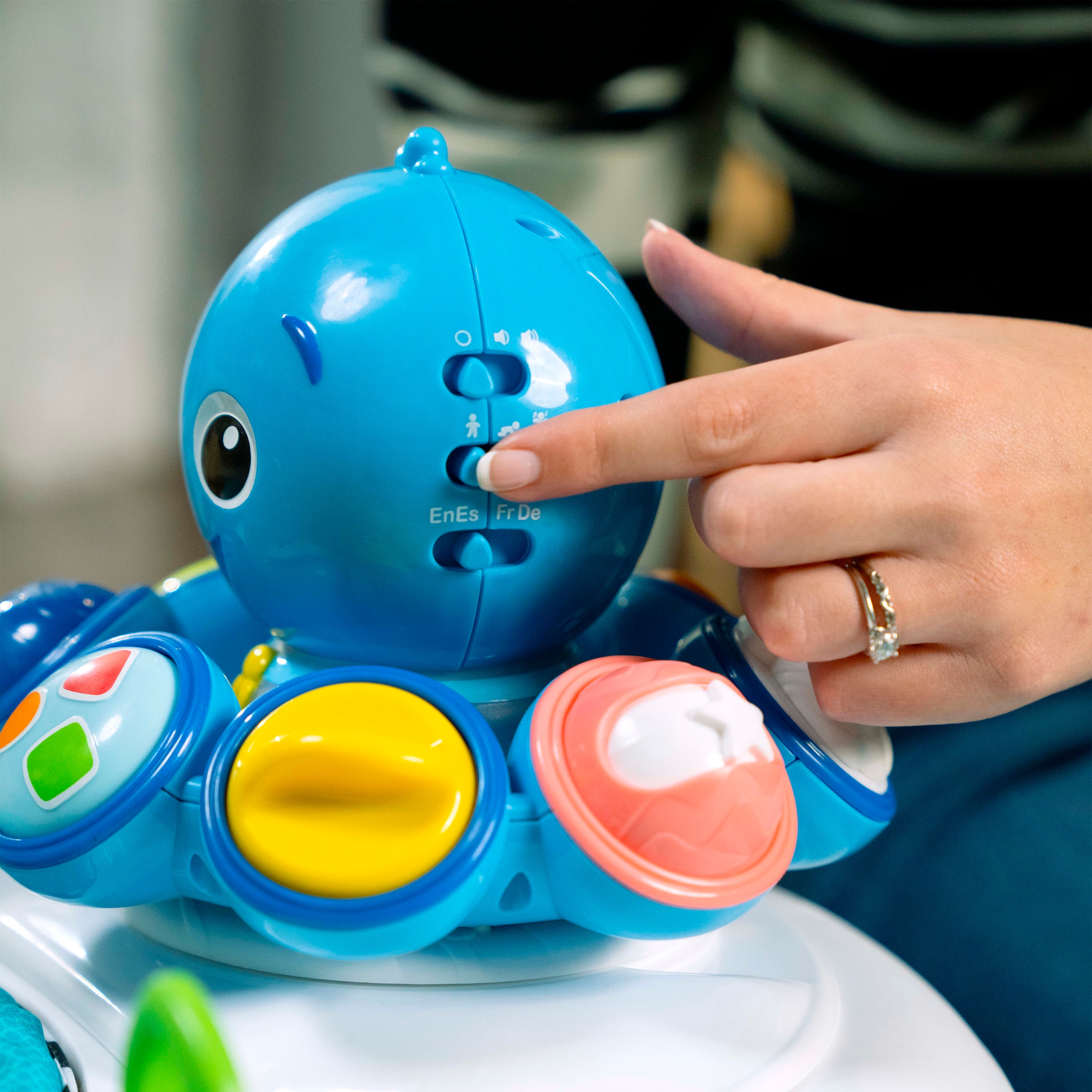 Baby Einstein Lauflernhilfe »Step & Twirl Opus™ 4-in-1 Activity Walker« mit Licht und Sound