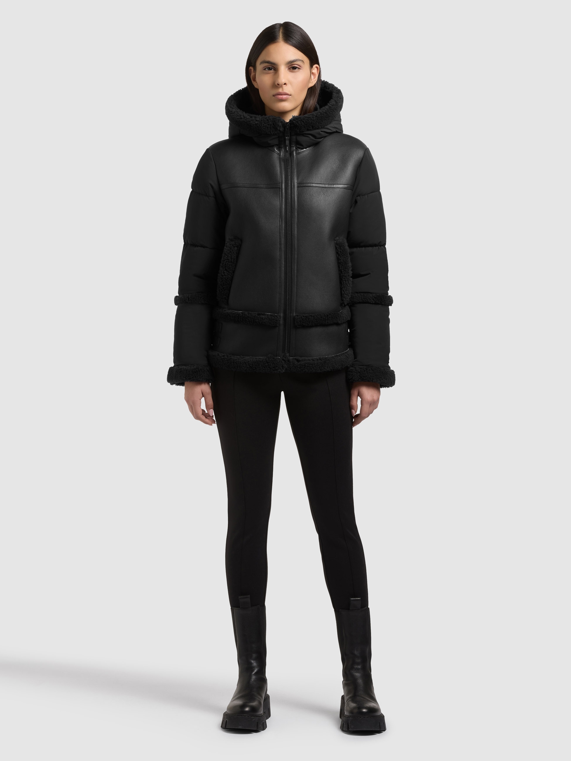 khujo Veste d'hiver »LEXYA« avec capuche wattierte, gesteppte Ärmel aus Nylon