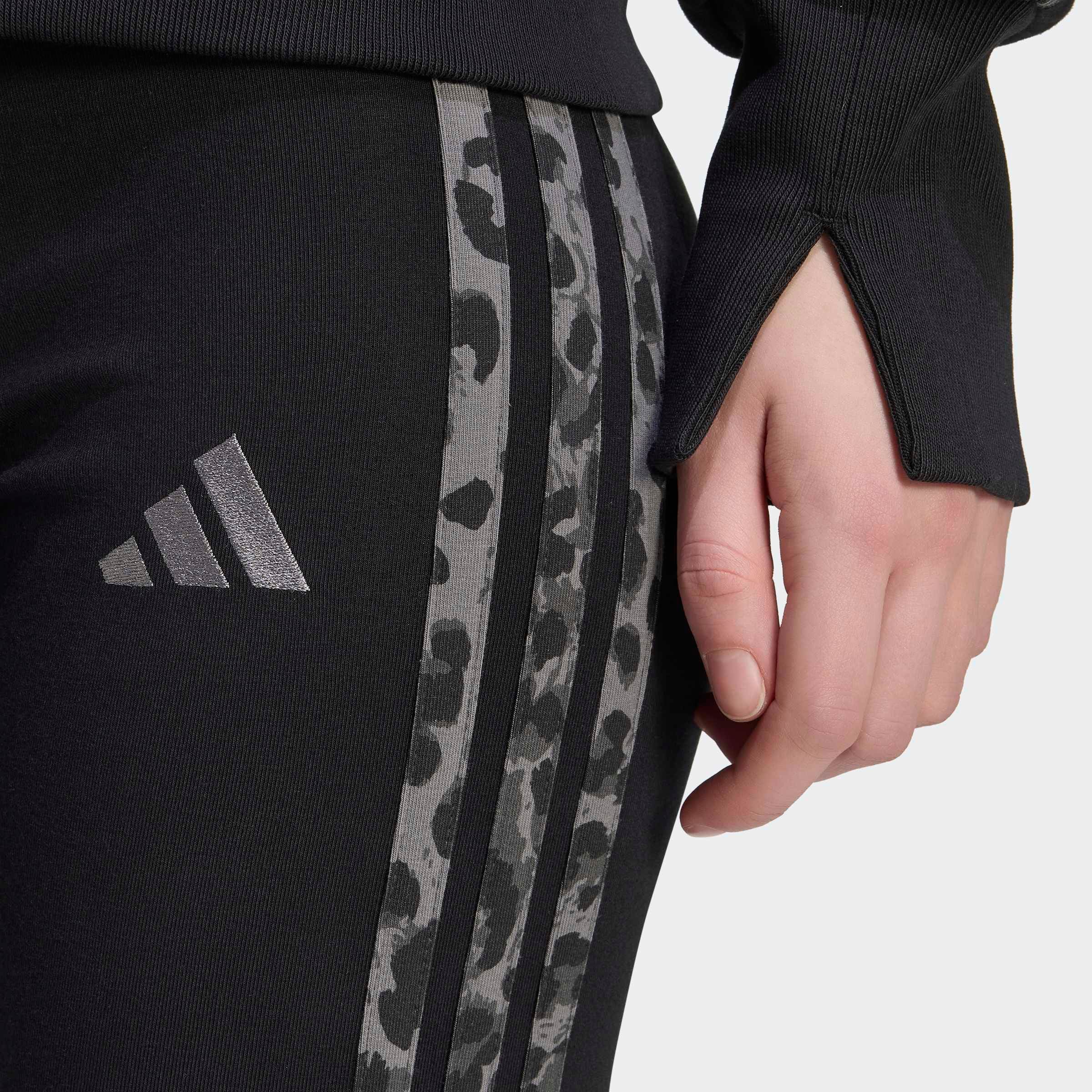 adidas Sportswear Leggings »W AOP 3S LEG«  Pour adultes, style sportif, coupe ajustée