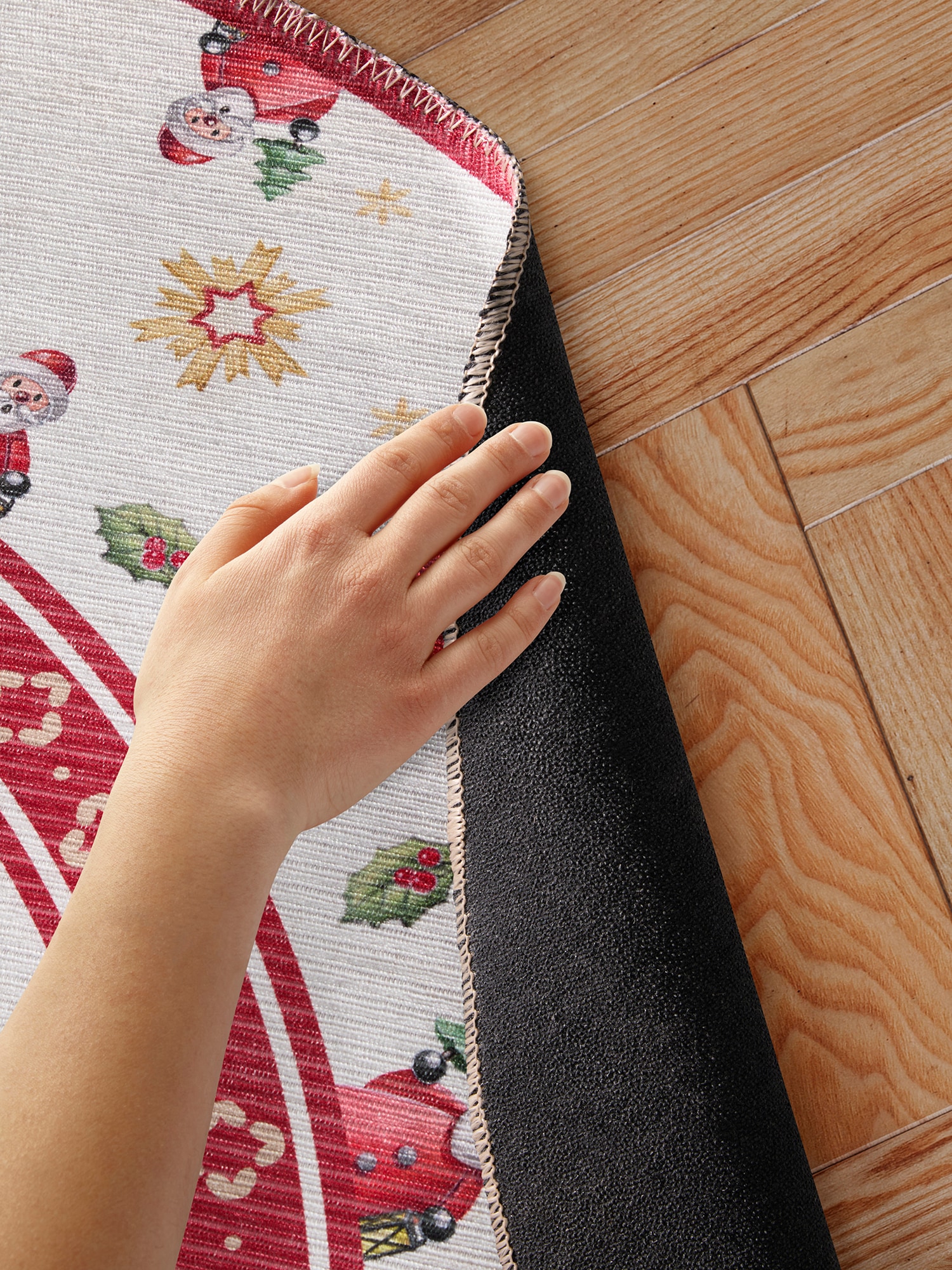 Villeroy & Boch Teppich »Toy's Delight Limited Edition Santa Claus« rund 3 mm Höhe Limited Edition, Weihnachten, Wohnzimmer, Baumrock, Waschbar, Rund