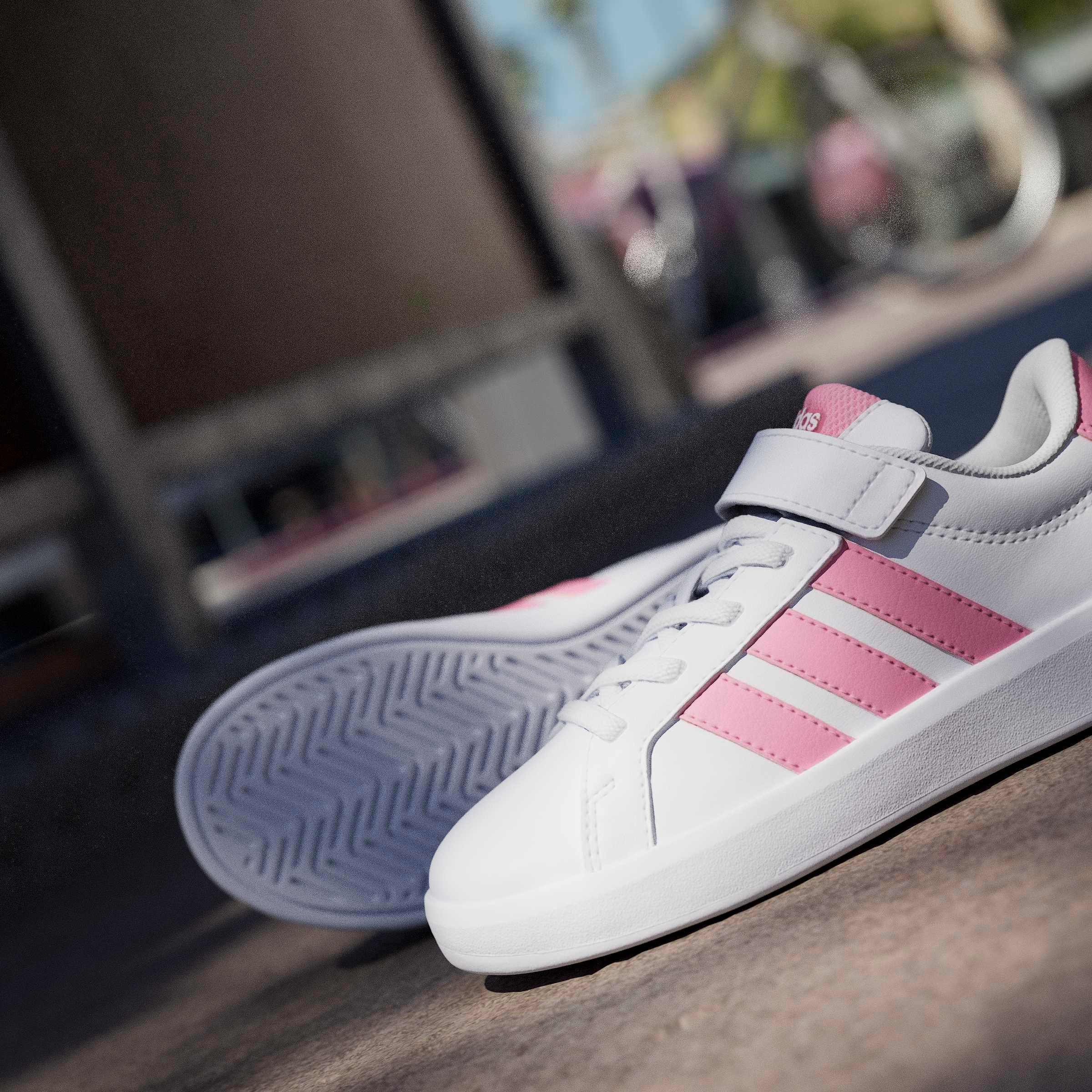 adidas Sportswear Sneaker »GRAND COURT 3.0  FÜR KINDER«  mit Klettverschluss
