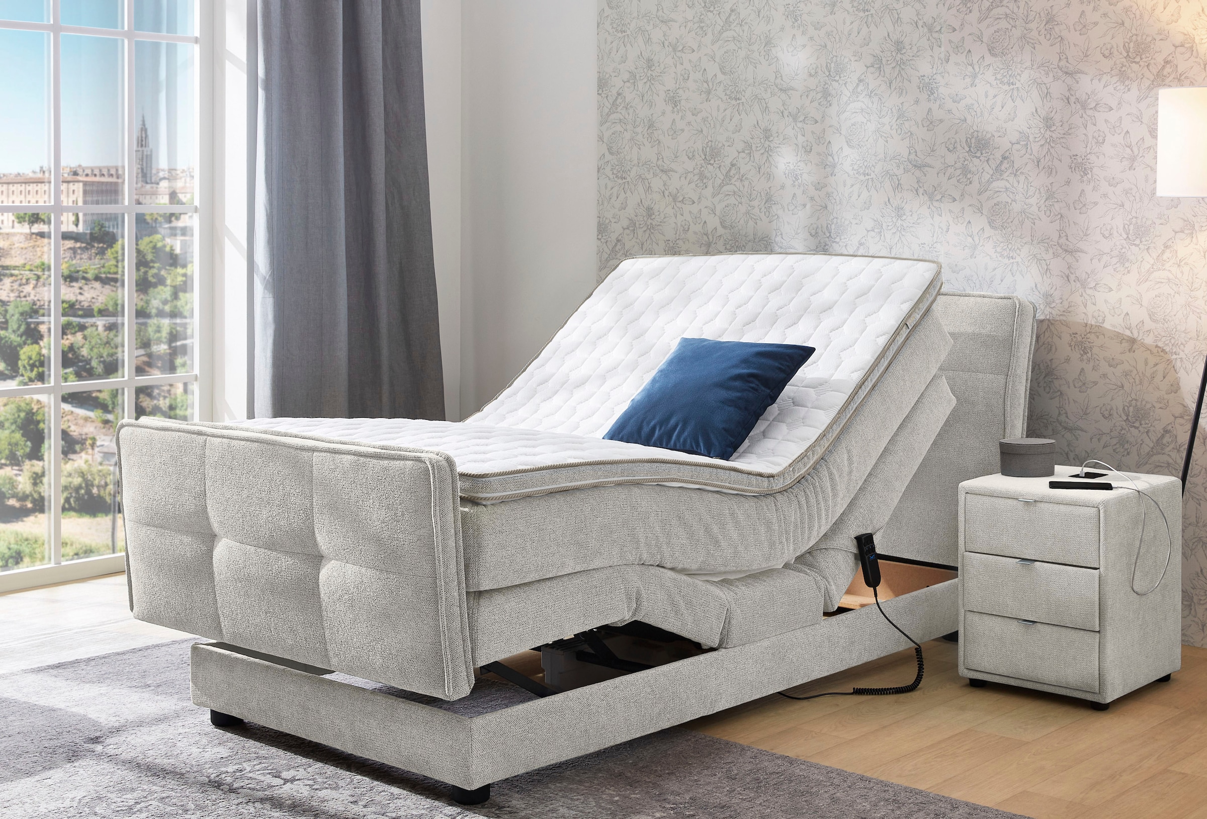 Jockenhöfer Gruppe Lit boxspring »Paloma, Kopf- und Fussteil elektromotorisch verstellbar« KS-Topper, incl. matelas TTFK 7 zones H4