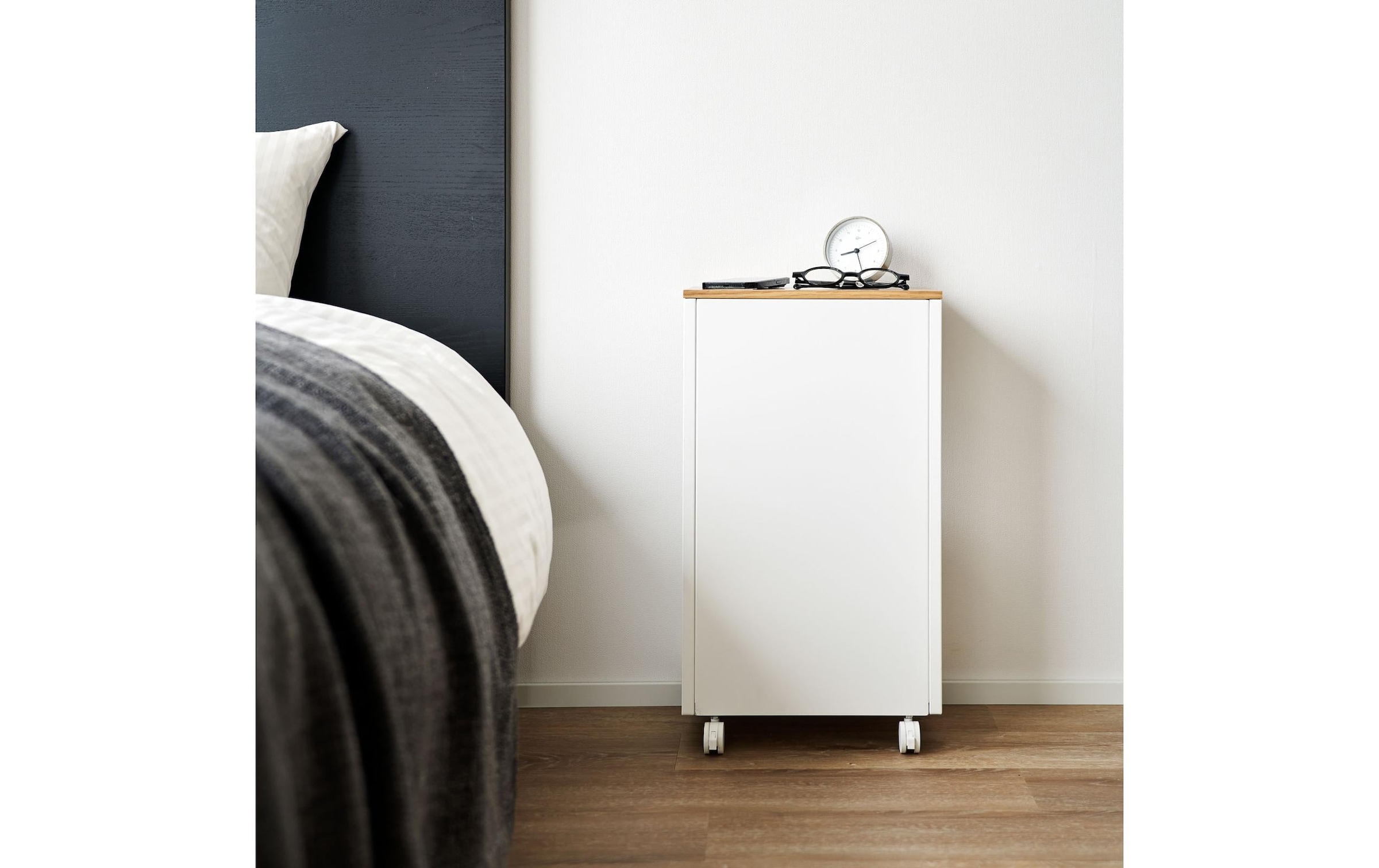 Yamazaki Table d'appoint »Tower 31 x 22 x 55 cm«