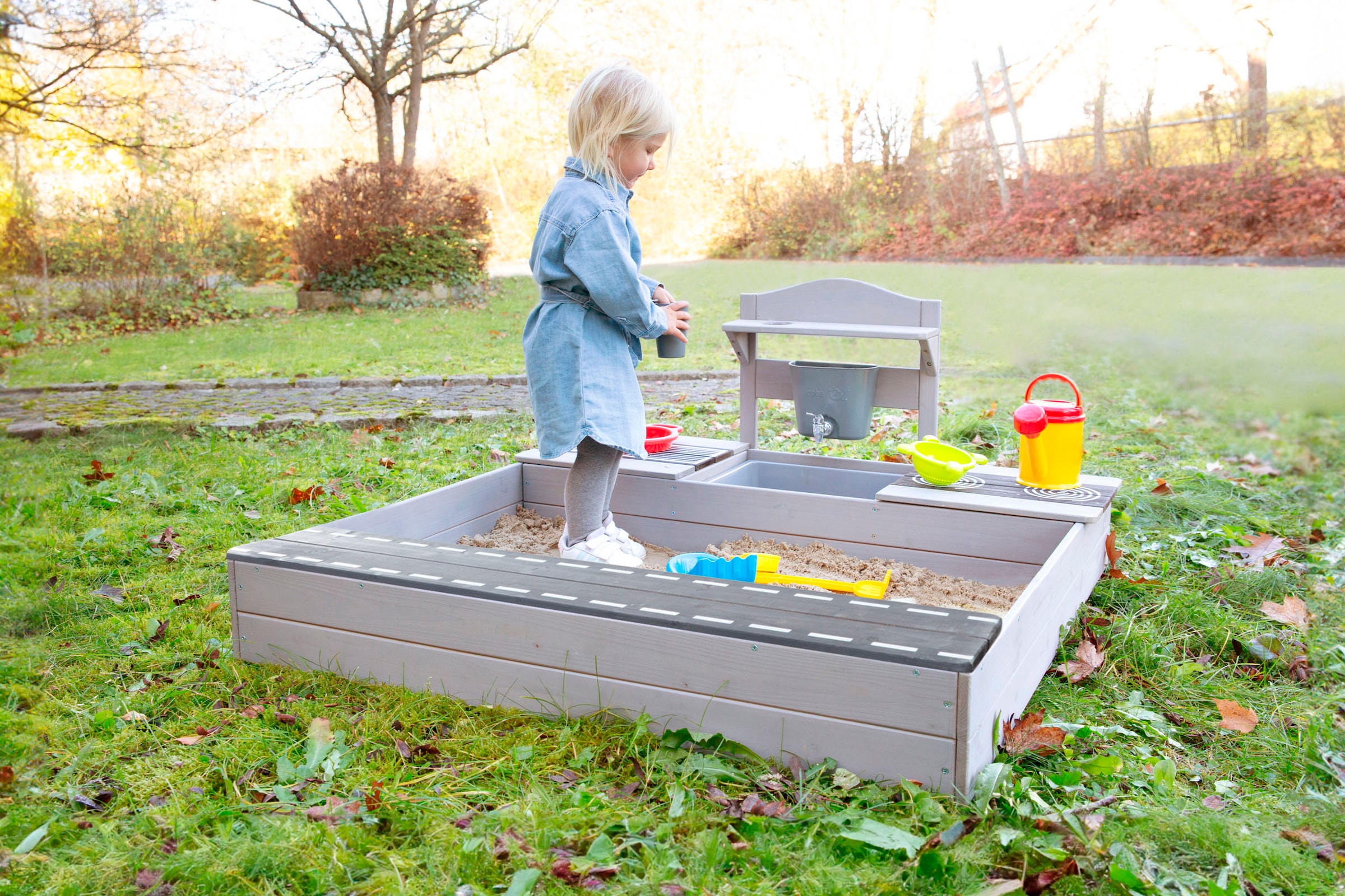 roba® Bac à sable »117 x 118 x 54 cm, mit Matschküche, grau« FSC® - schützt Wald