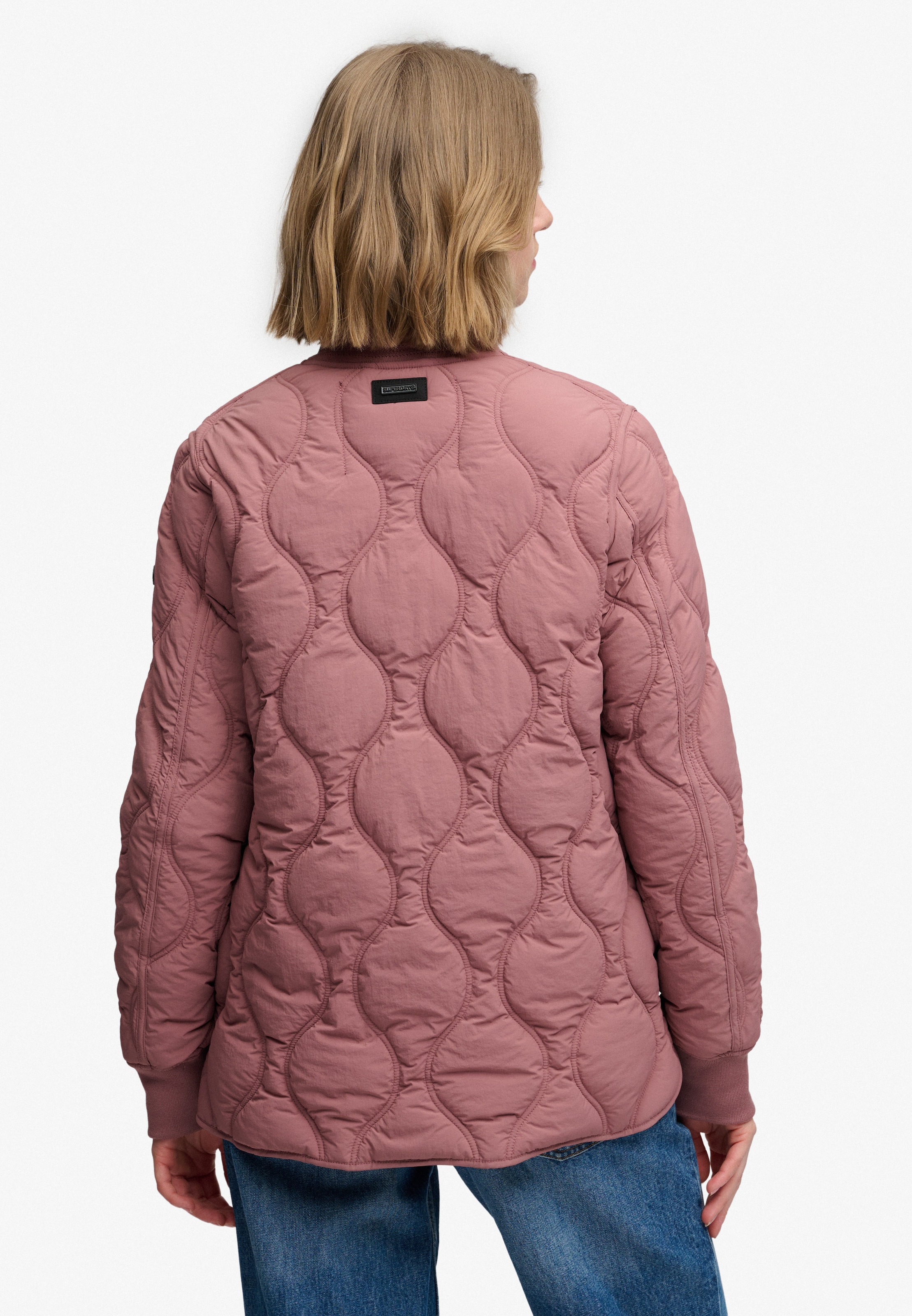 Superdry Veste matelassée »SHORT ONION QUILT LINER JKT« avec fermeture éclair, en nylon, coupe décontractée, aspect uni