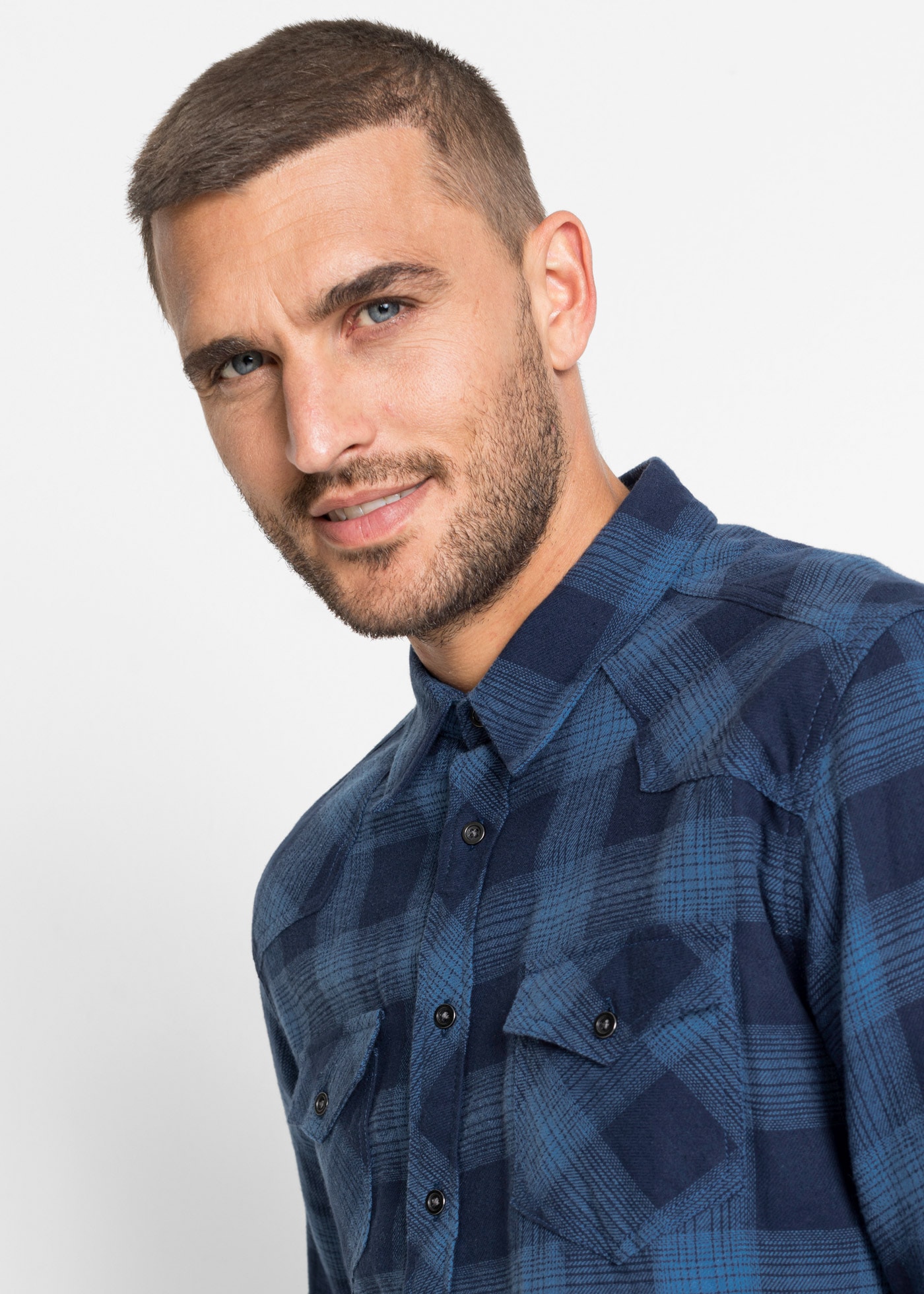 bonprix Chemise en flanelle Regular Fit, en flanelle de coton, à motif carreaux, col Kent
