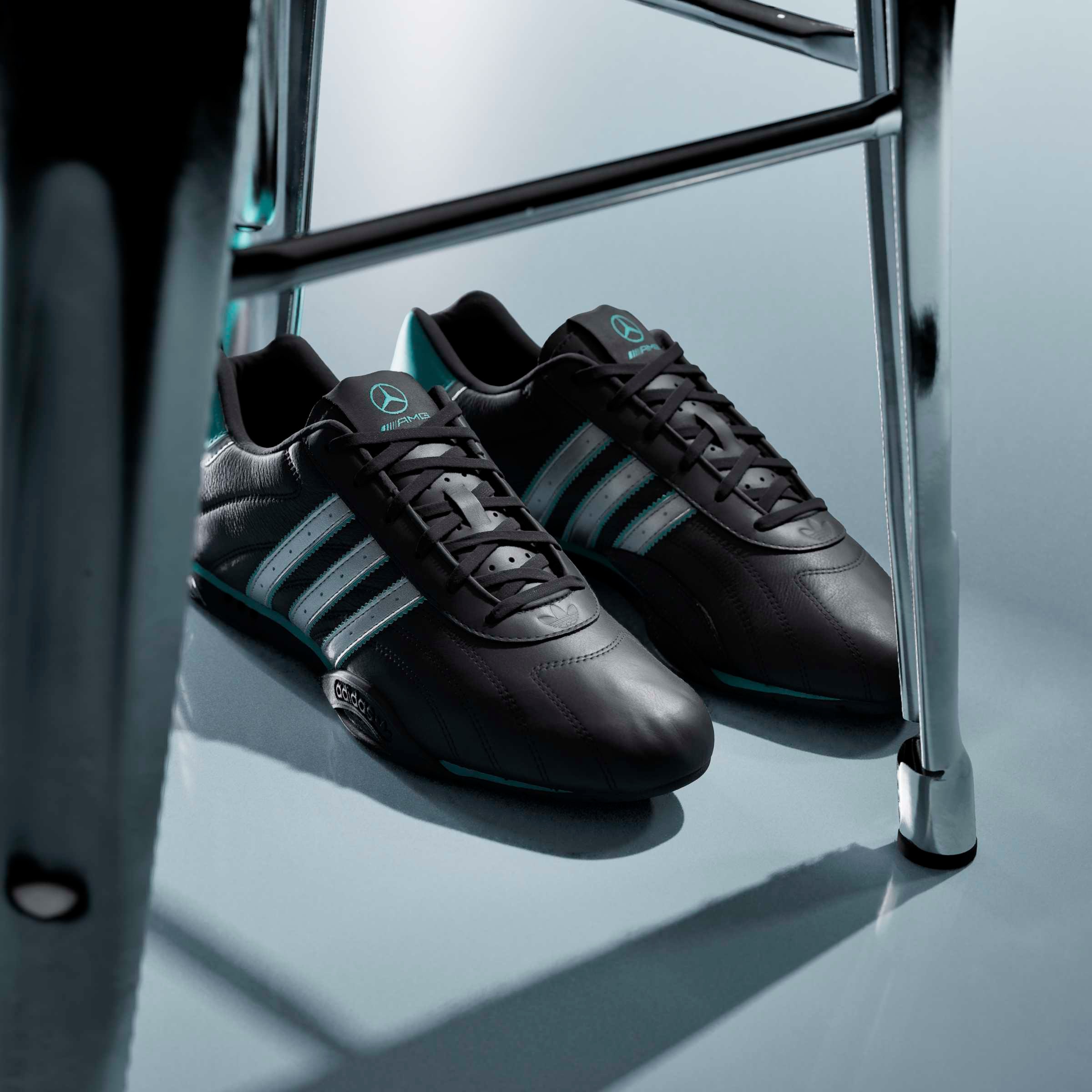 adidas Performance Sneakers »ADIRACER LO MERCEDES AMG PETRONAS F1 TEAM«