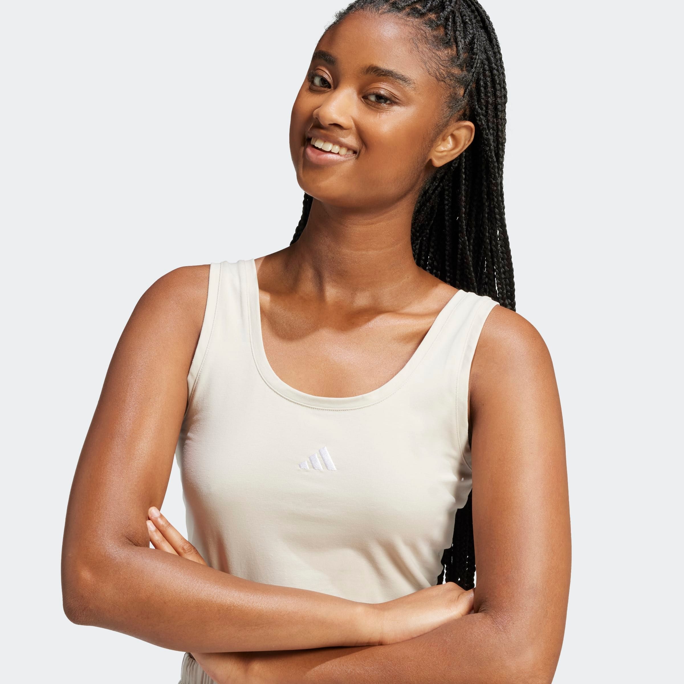adidas Sportswear Tanktop »ESSENTIALS SMALL LOGO COTTON LIFESTYLE« schmale Passform, leichtes und luftiges Design