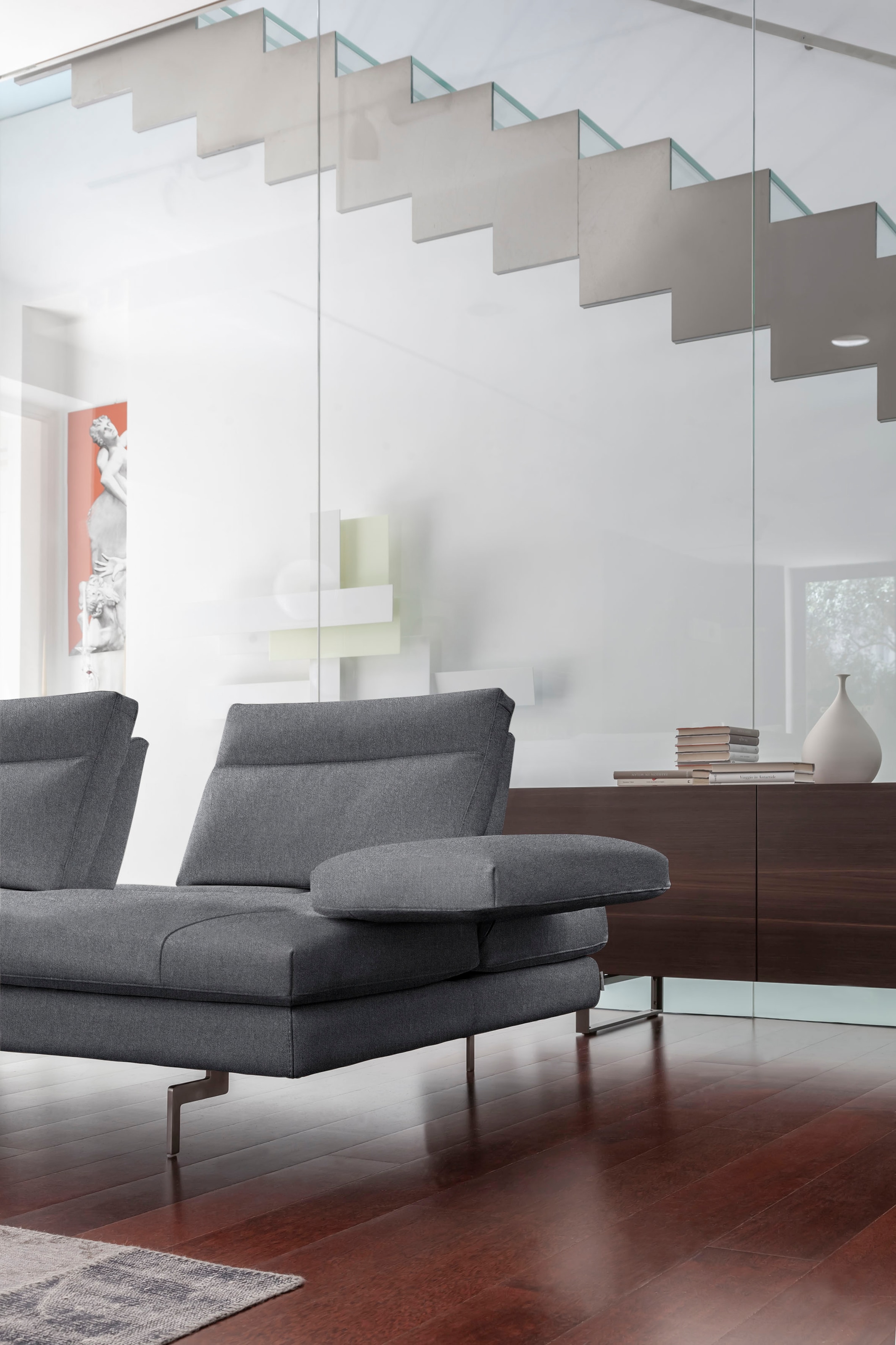 CALIA ITALIA 3,5-places »Toby Wing, 228 cm breit, Designsofa mit erstklassigem Sitzkomfort« avec réglage de la profondeur d'assise, pieds chromés brillants
