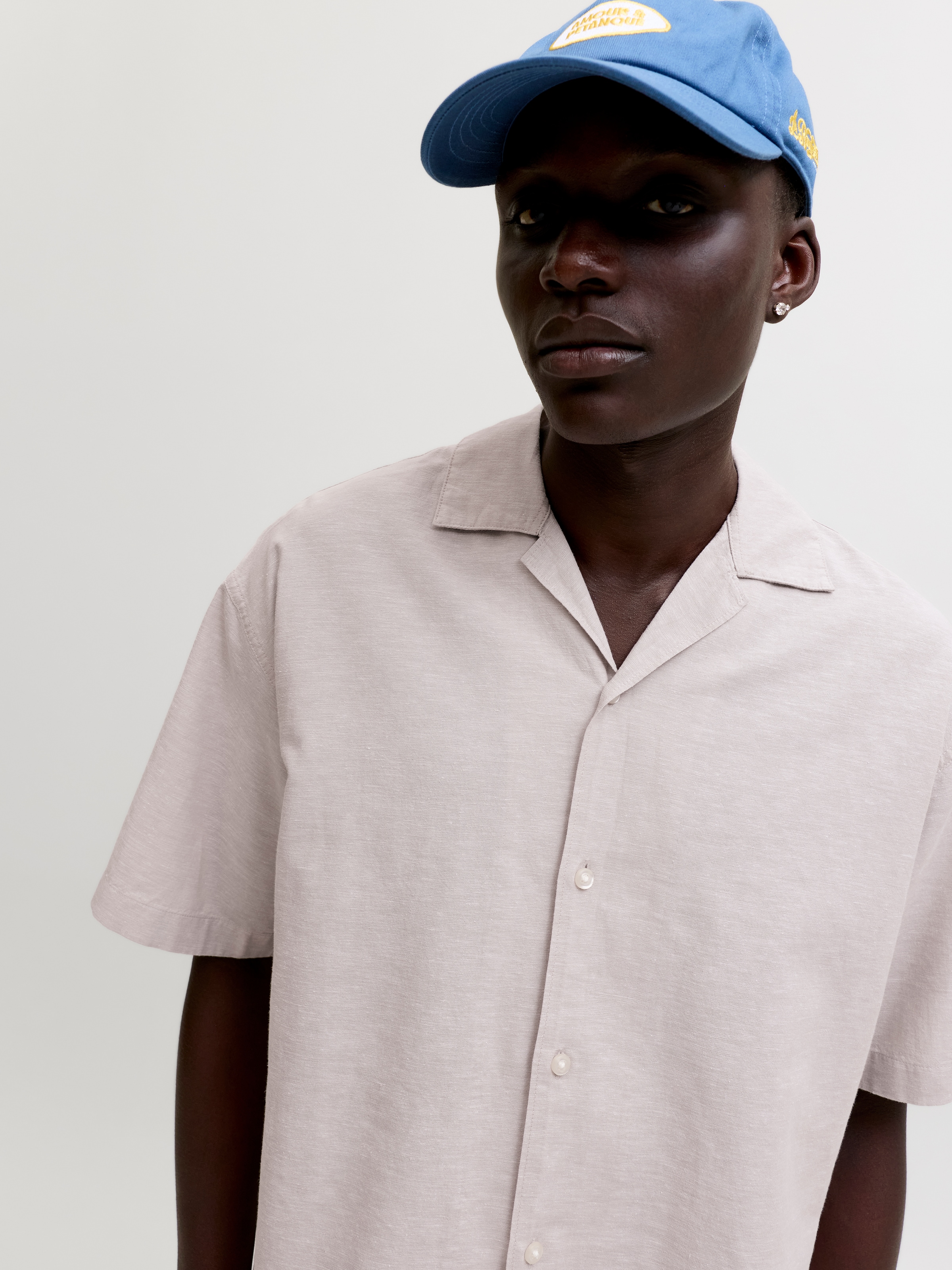 Jack & Jones Chemise à manches courtes »JJEBREEZE LINEN BLEND RESORT SHIRT SS SN« mit Knopfleiste