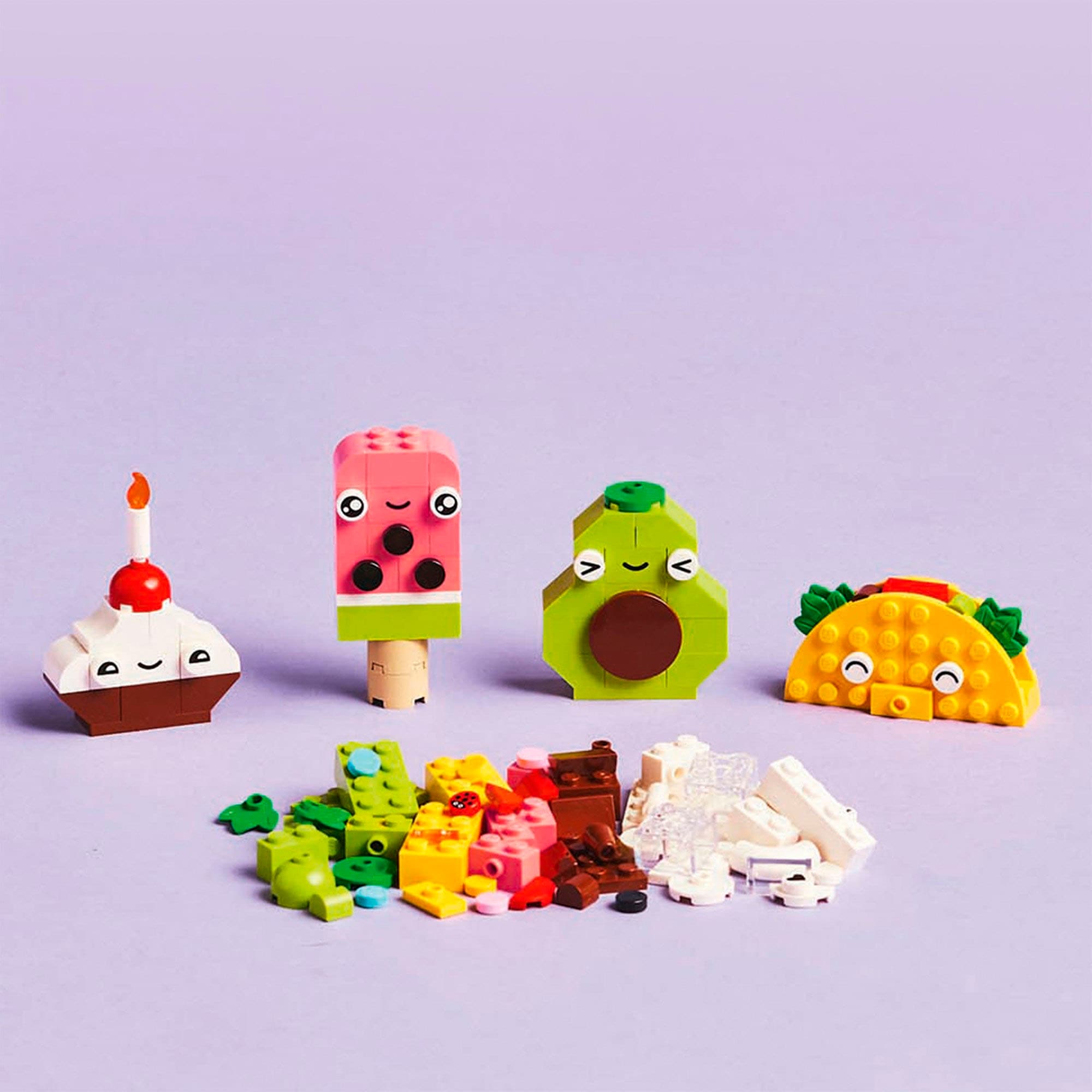 LEGO® Konstruktionsspielsteine »Kreativer Snack Bauspass (11039), LEGO Classic« Made in Europe