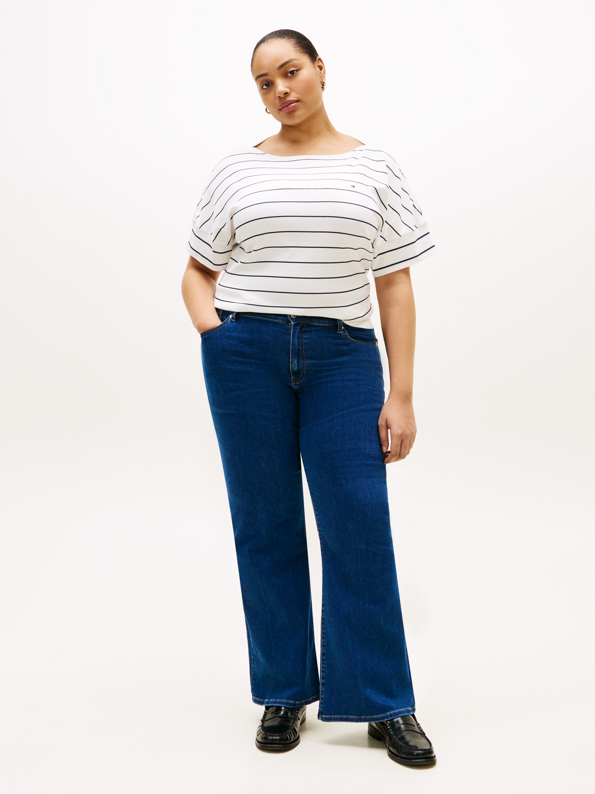Tommy Hilfiger Curve T-shirt à manches courtes »CRV MDRN CODY CAP SLV C-NK TEE« en grandes tailles