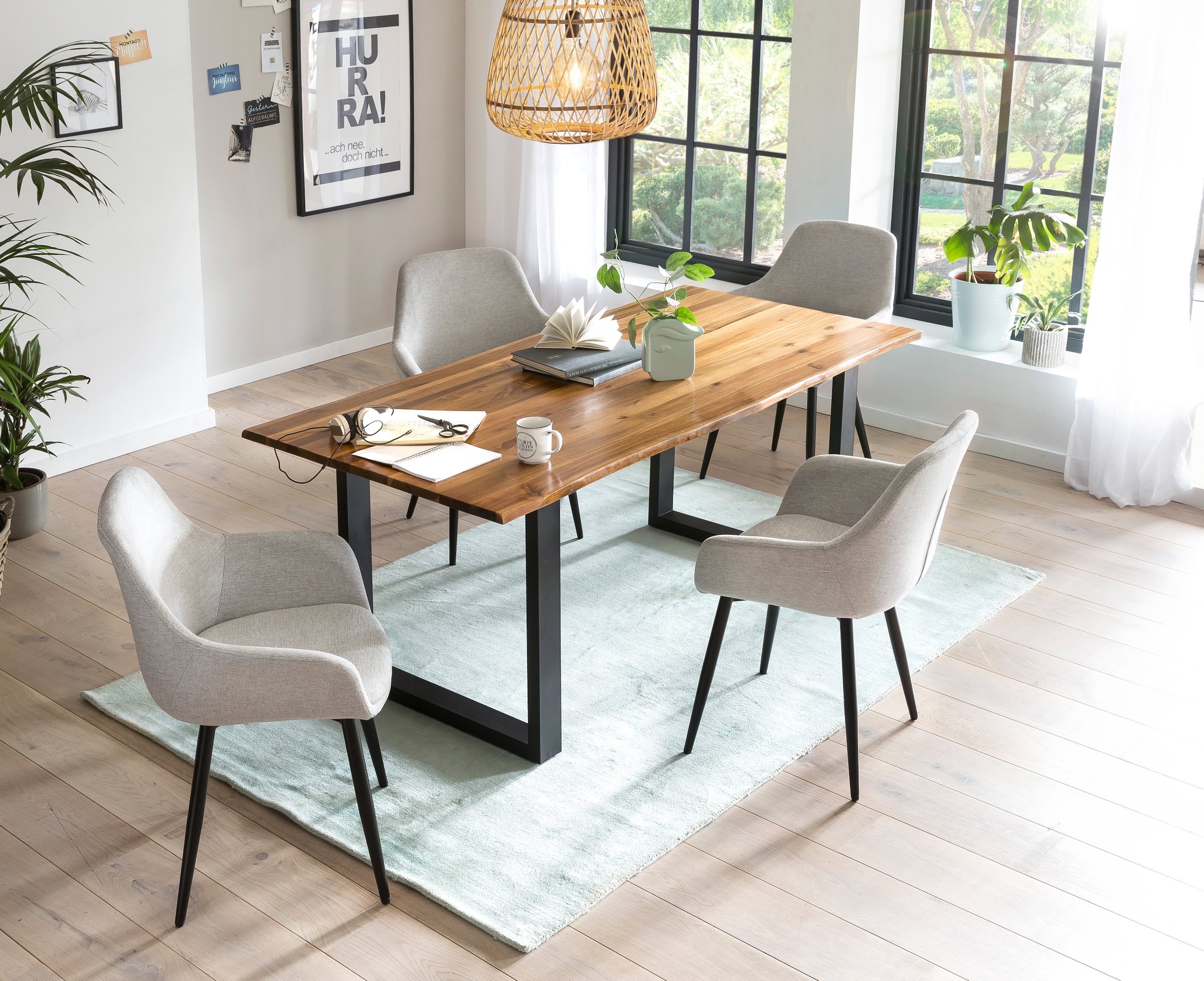 SalesFever Essgruppe »- stilvolles Design« Set, 5 Stk. tlg. 5-teiliges Set mit authentischer Baumkanten-Tischplatte