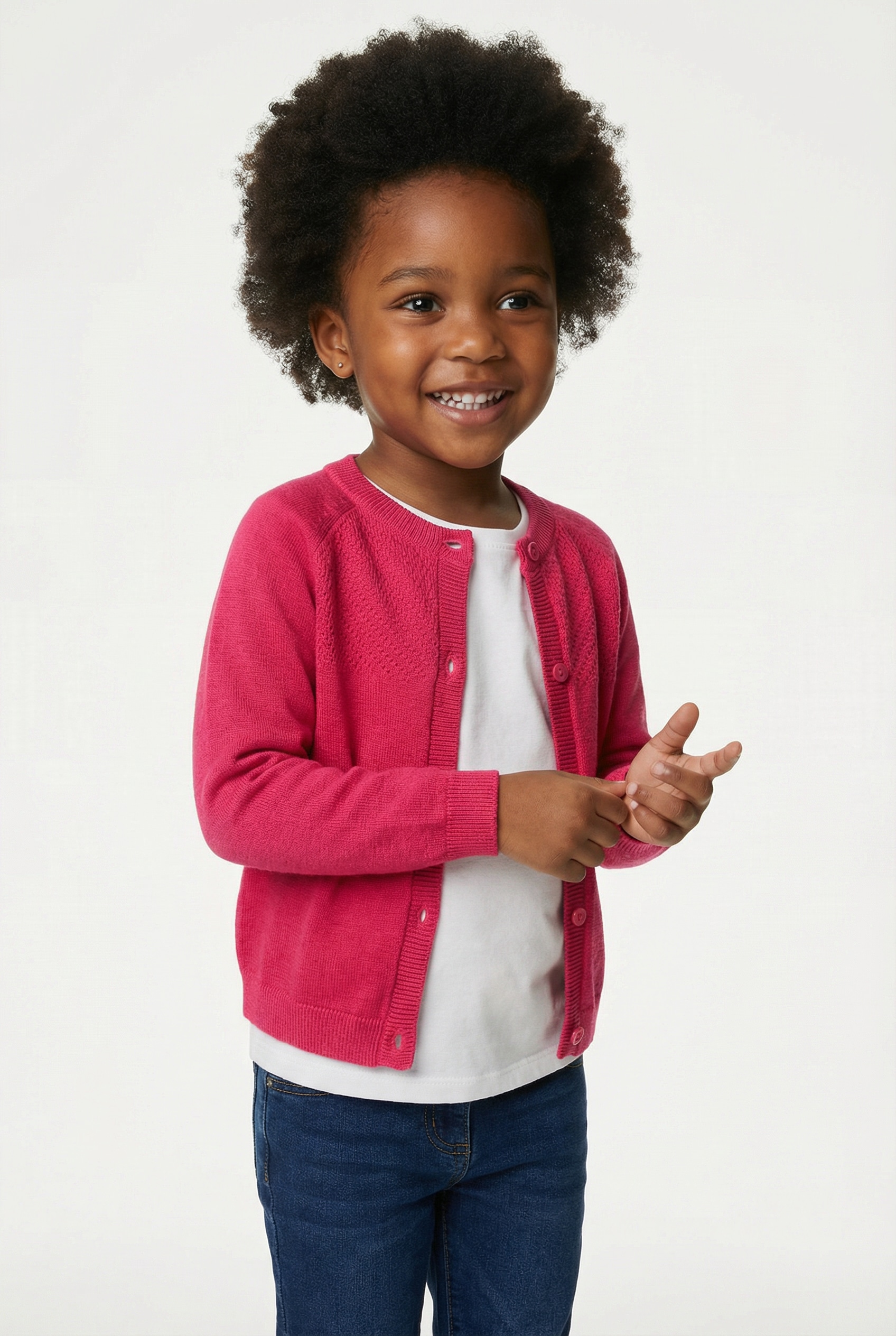 happy girls Strickjacke mit hochwertigem Strickmuster im vorderen Brustbereich