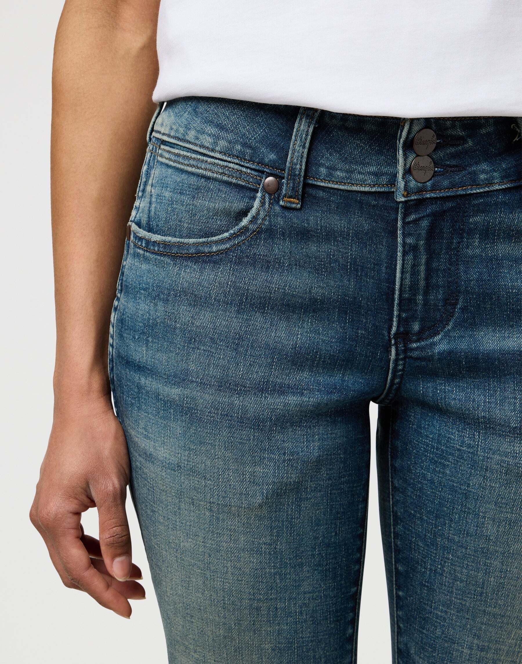 Wrangler Jeans bootcut »WRANGLER Jeans Low Rise Bold Boot«