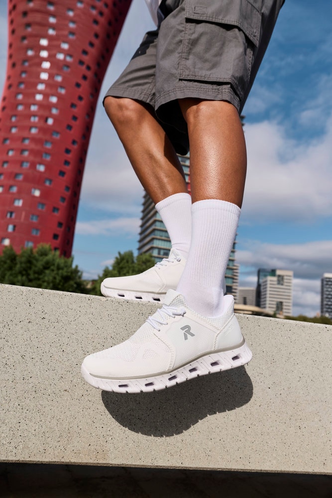 Rieker Baskets slip-on »Ready2GO«  chaussure à enfiler, sneaker décontracté avec élastique et bordure douce en peau d’agneau