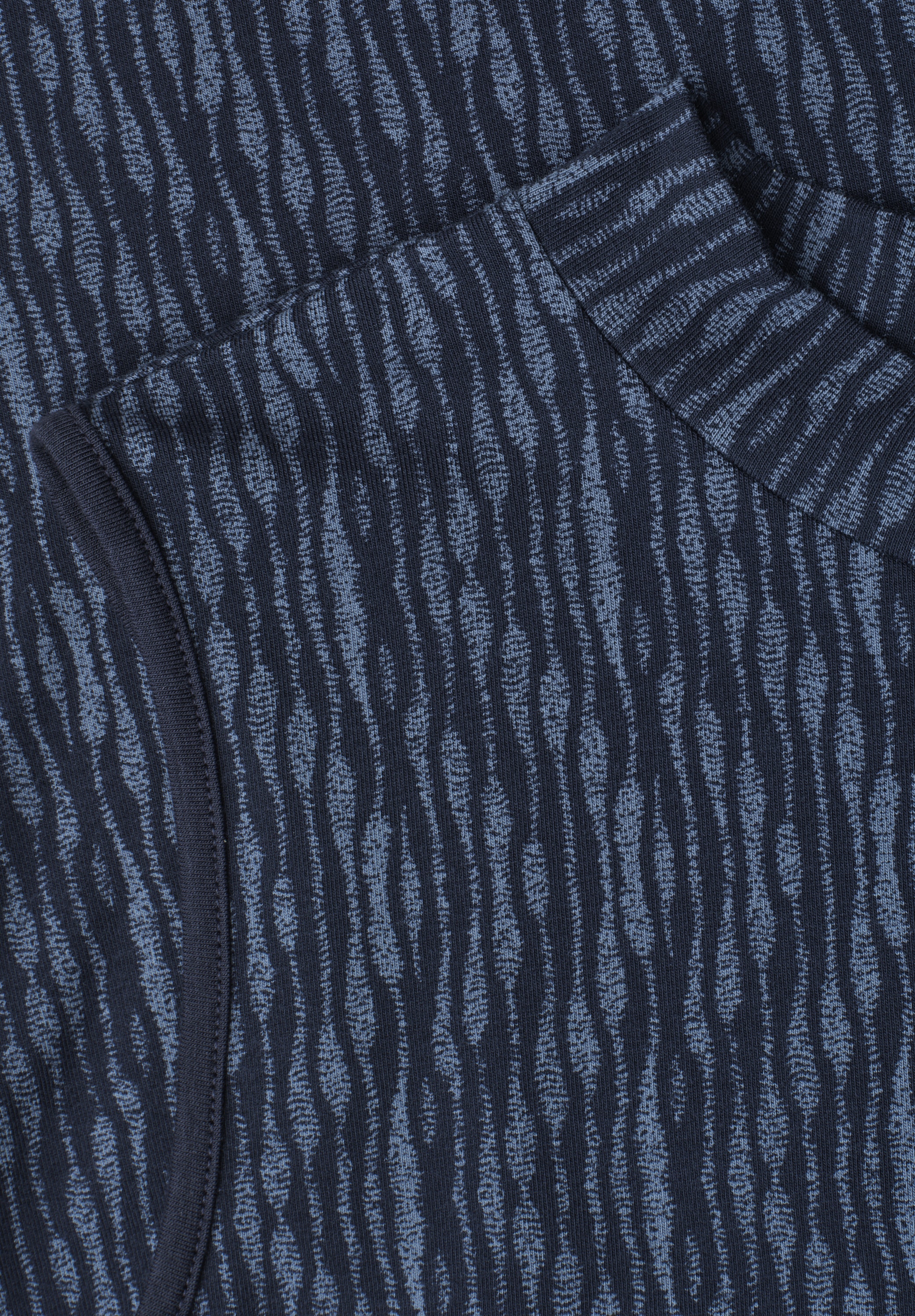STREET ONE Haut de chemise Top d'été avec motif graphique et col roulé