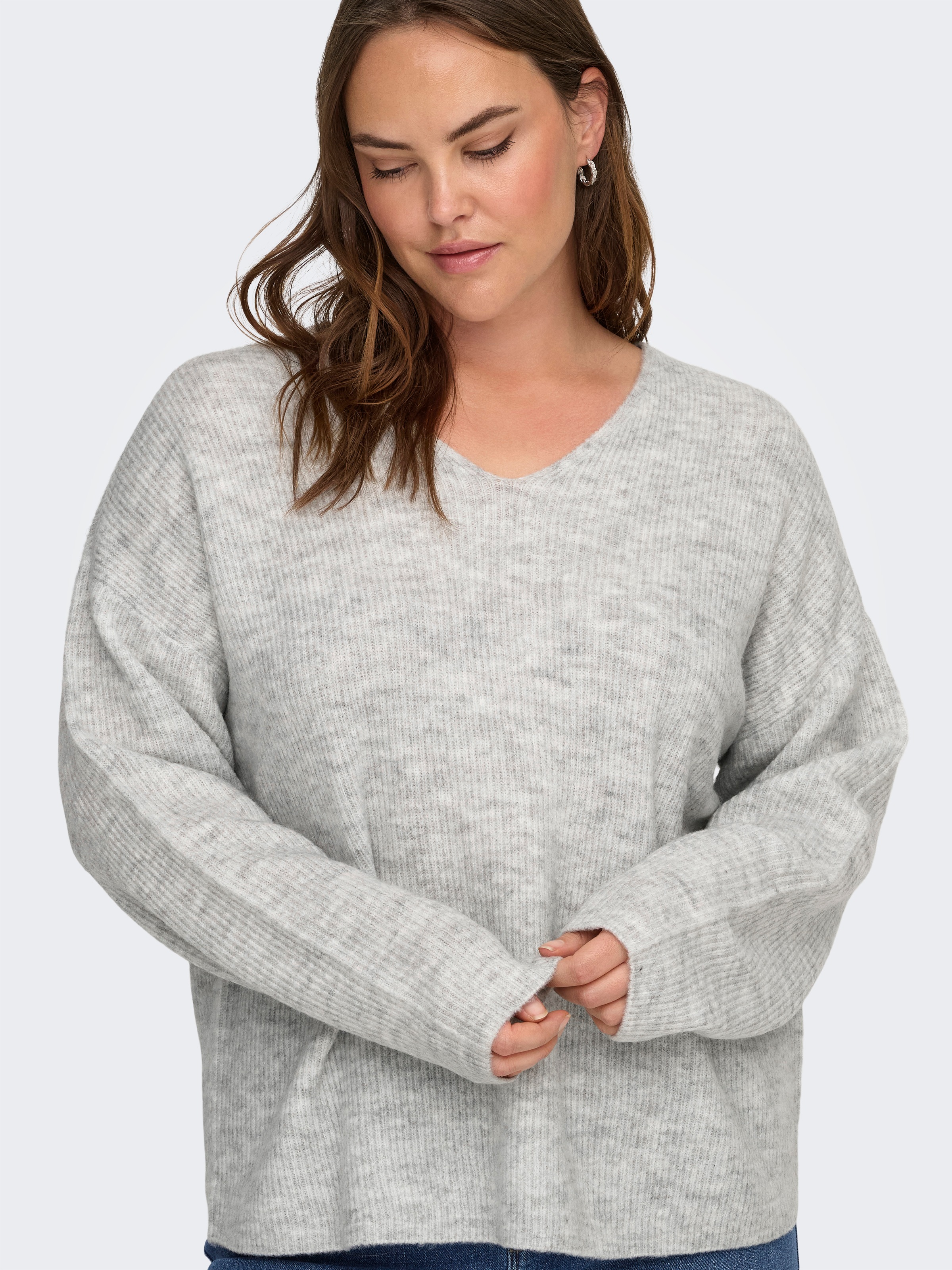 ONLY CARMAKOMA Pull en tricot »CARCAMILLA V-NECK L/S PULLOVER KNT NOOS« mélange de matériaux