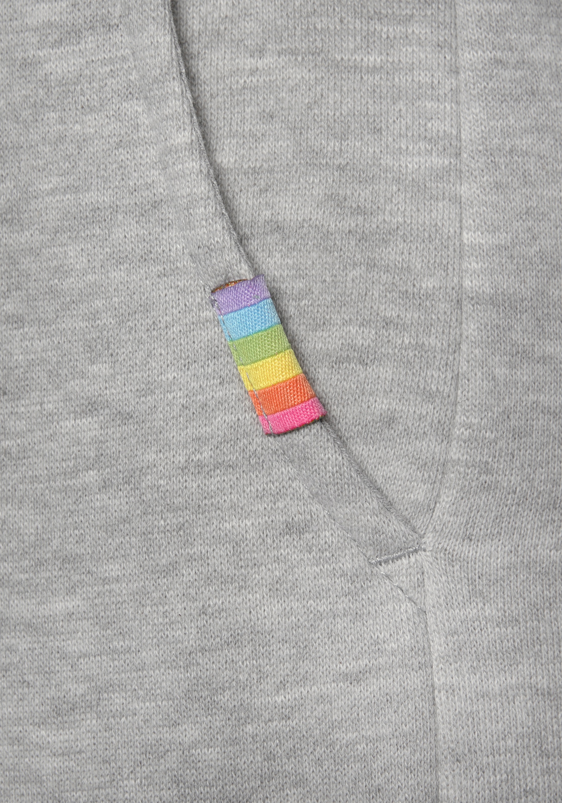 LASCANA Relaxshorts »Pride«  mit Regenbogen-Label