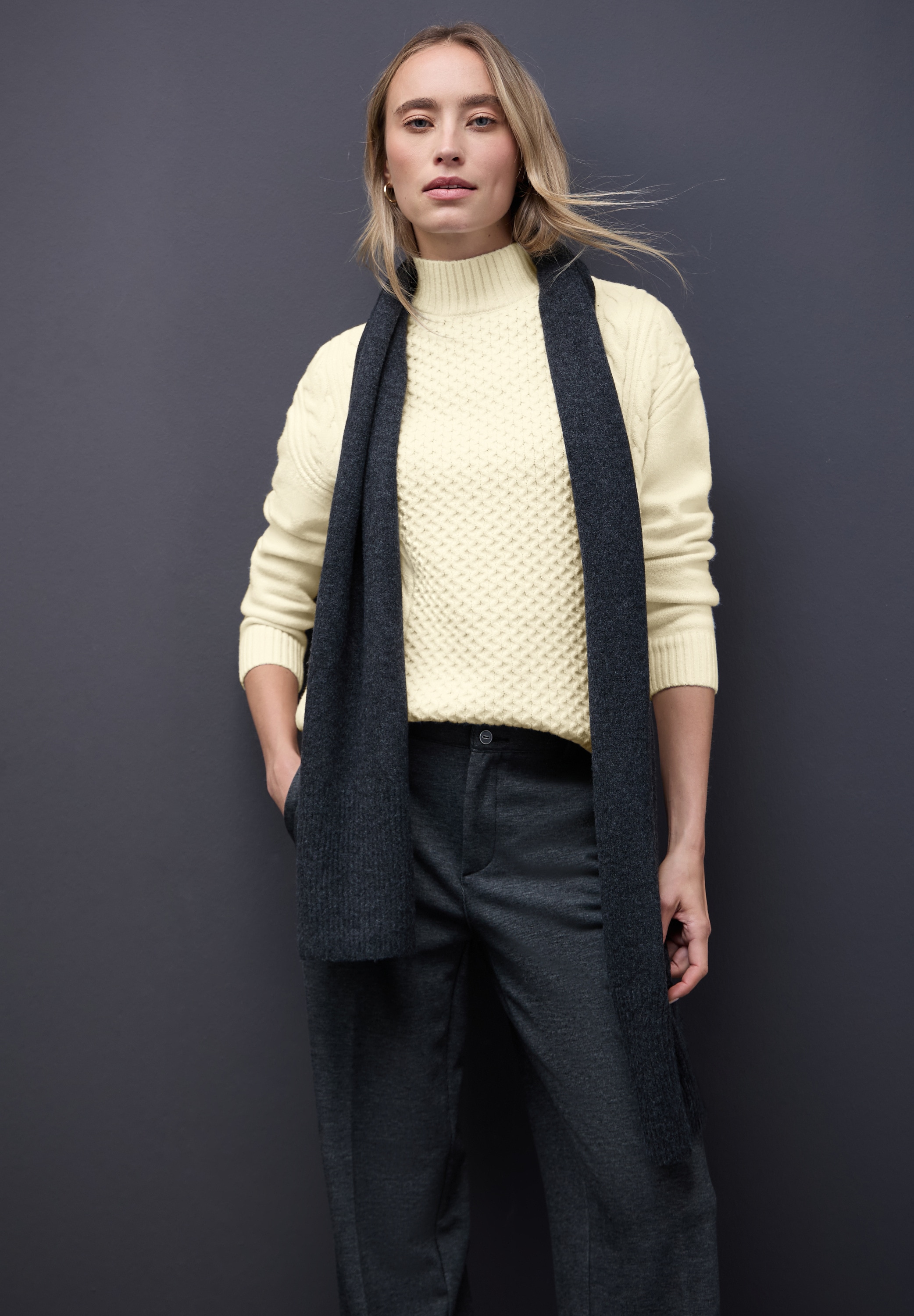 STREET ONE Stehkragenpullover mit Strickmuster