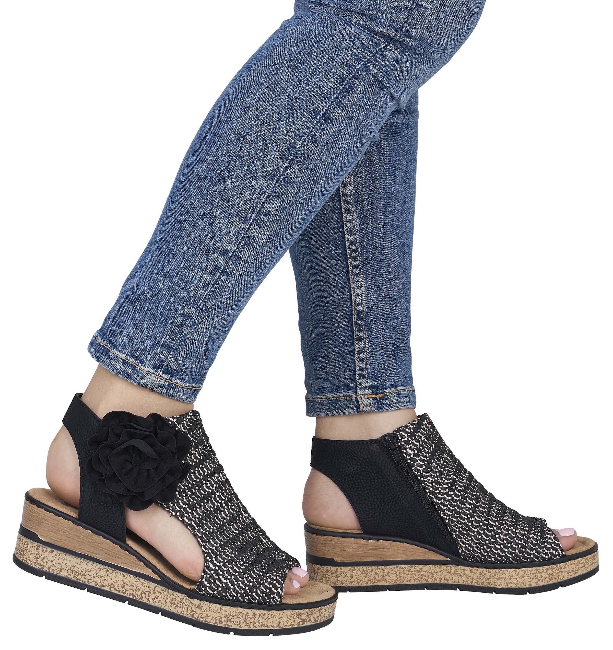 Rieker Schaftsandalette  Keilsandale, Sommerschuh, Plateausandalette mit Blüte