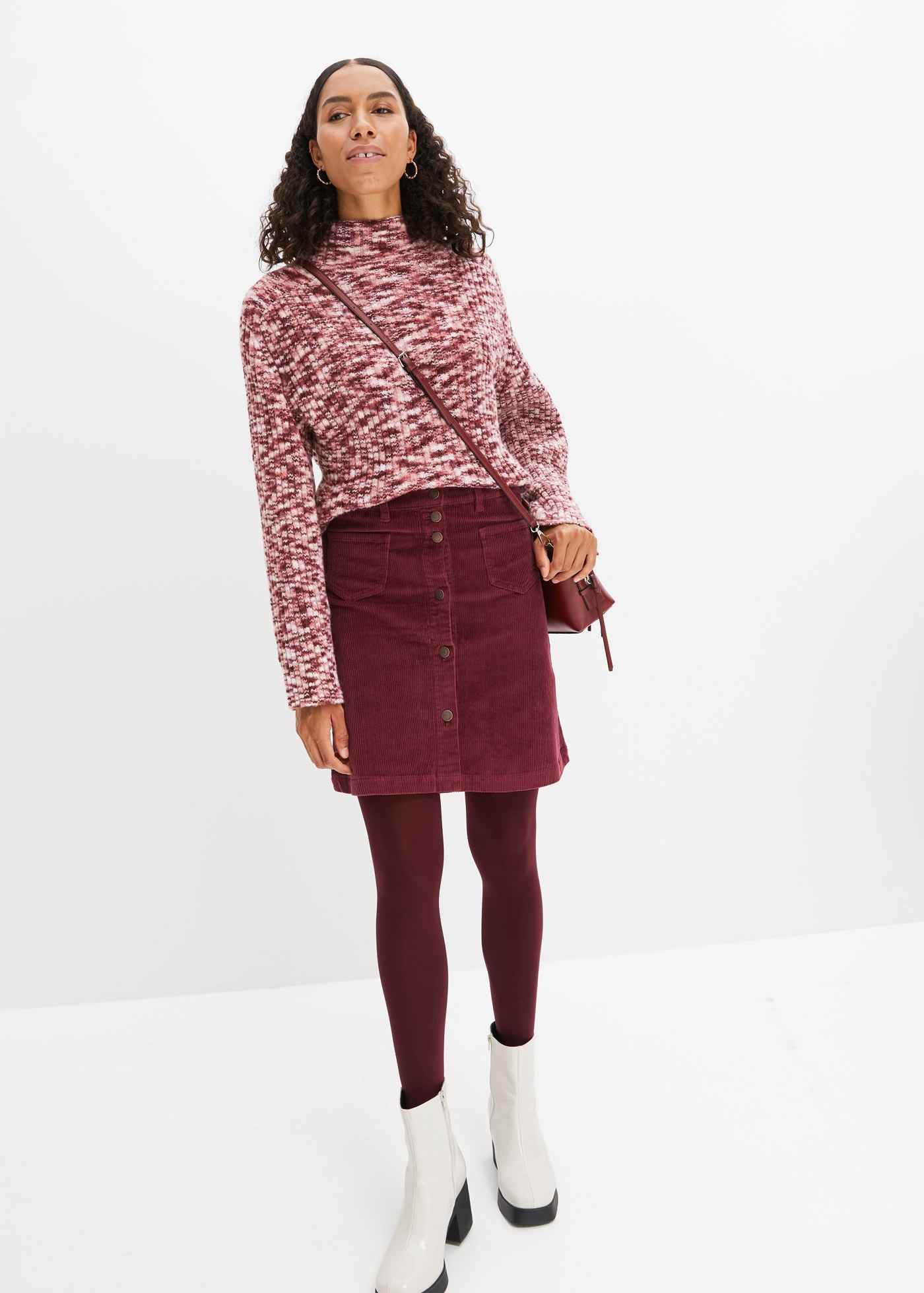 bonprix Jupe en velours »Stretch-Cordrock mit Knopfleiste« aus Baumwolle und Elasthan, A-Linie, mit Knopfleiste