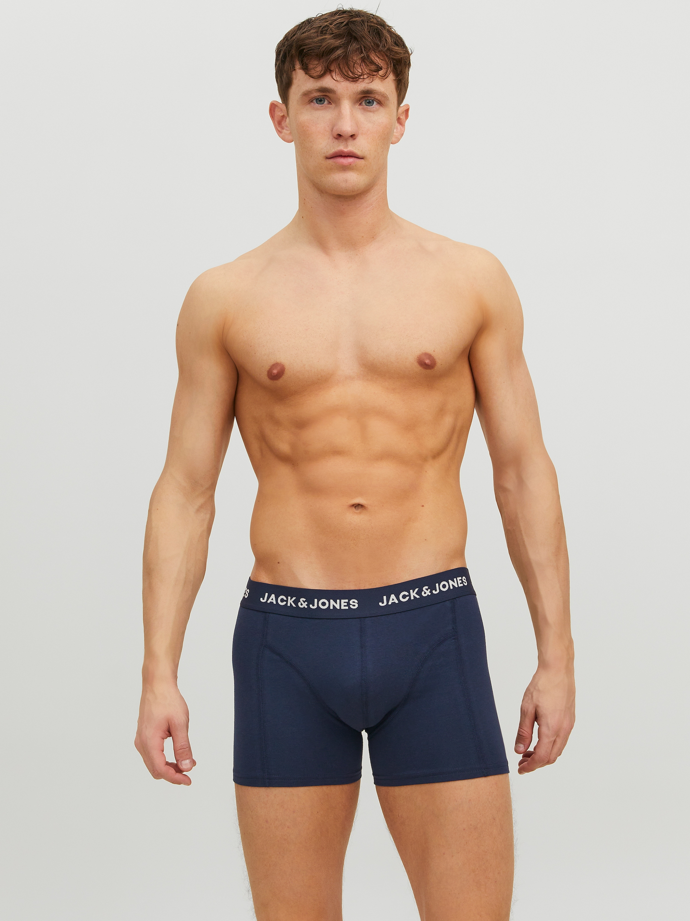Jack & Jones Boxer »JACANTHONY  im 3er Pack mit Logo-Bund und weichem Griff«, 3 Stk. unifarben mit Farbeinsatz, modisch, eng anliegend, Baumwollmischung