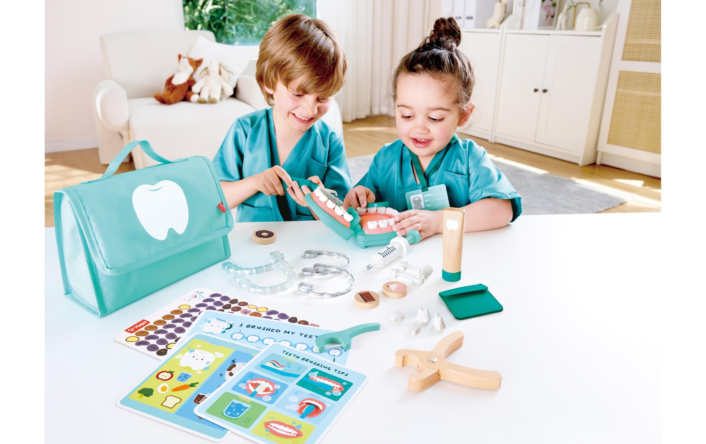 Hape Spielzeug-Arztkoffer