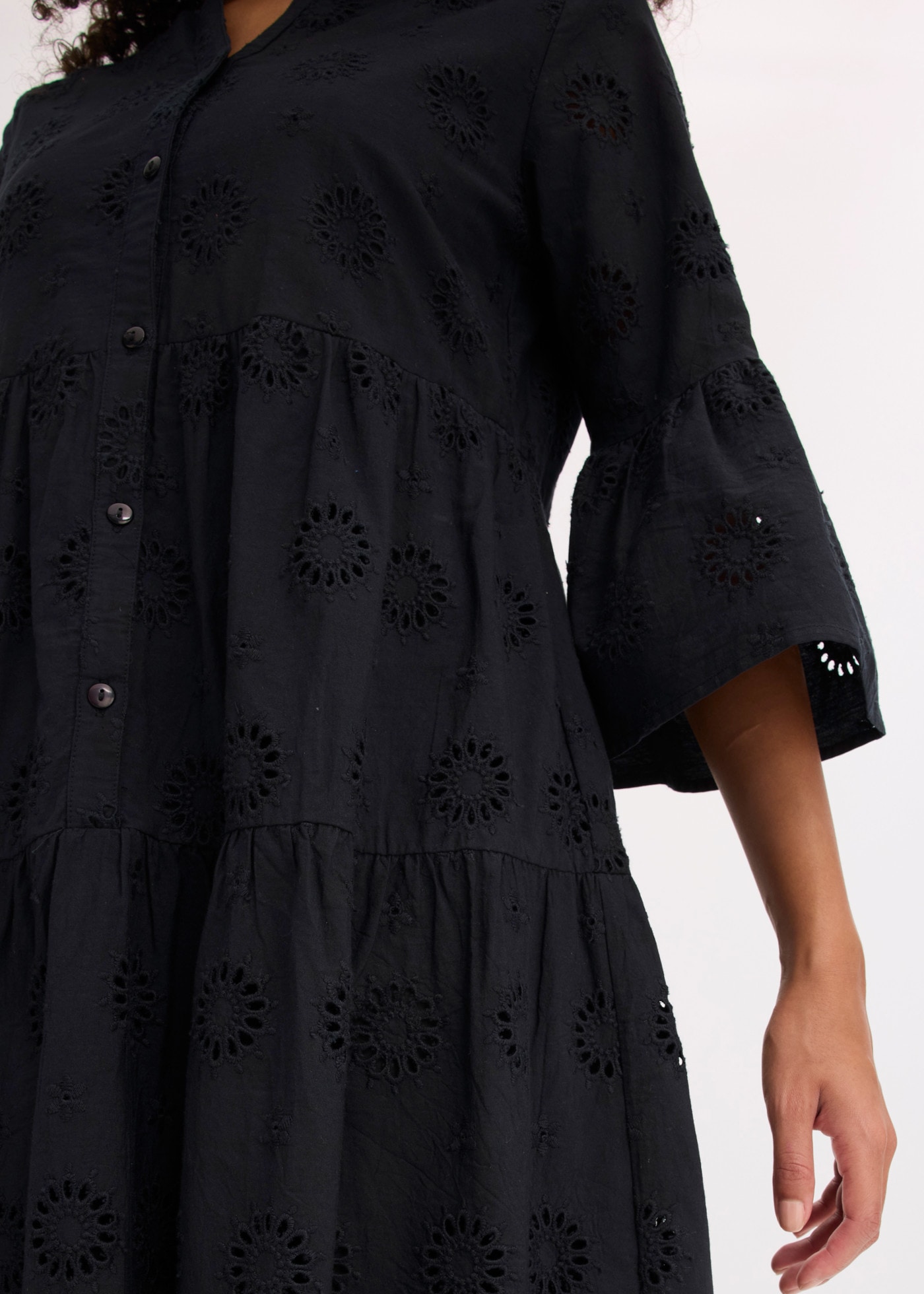 bonprix Robe midi en coton pur, coupe trapèze, manches 3/4, col montant