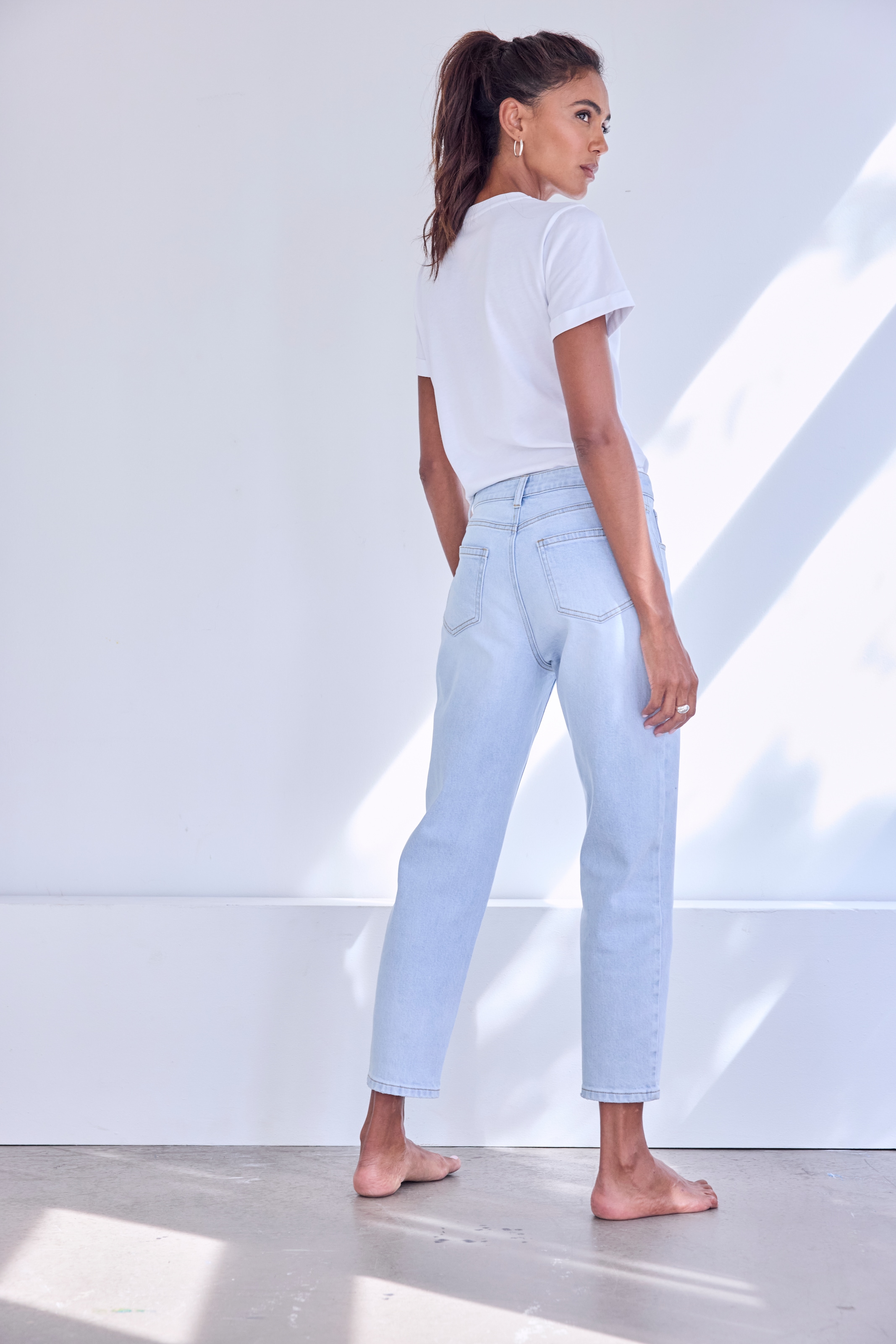 LASCANA Jeans mom mit hohem Bund. elastische Denimware
