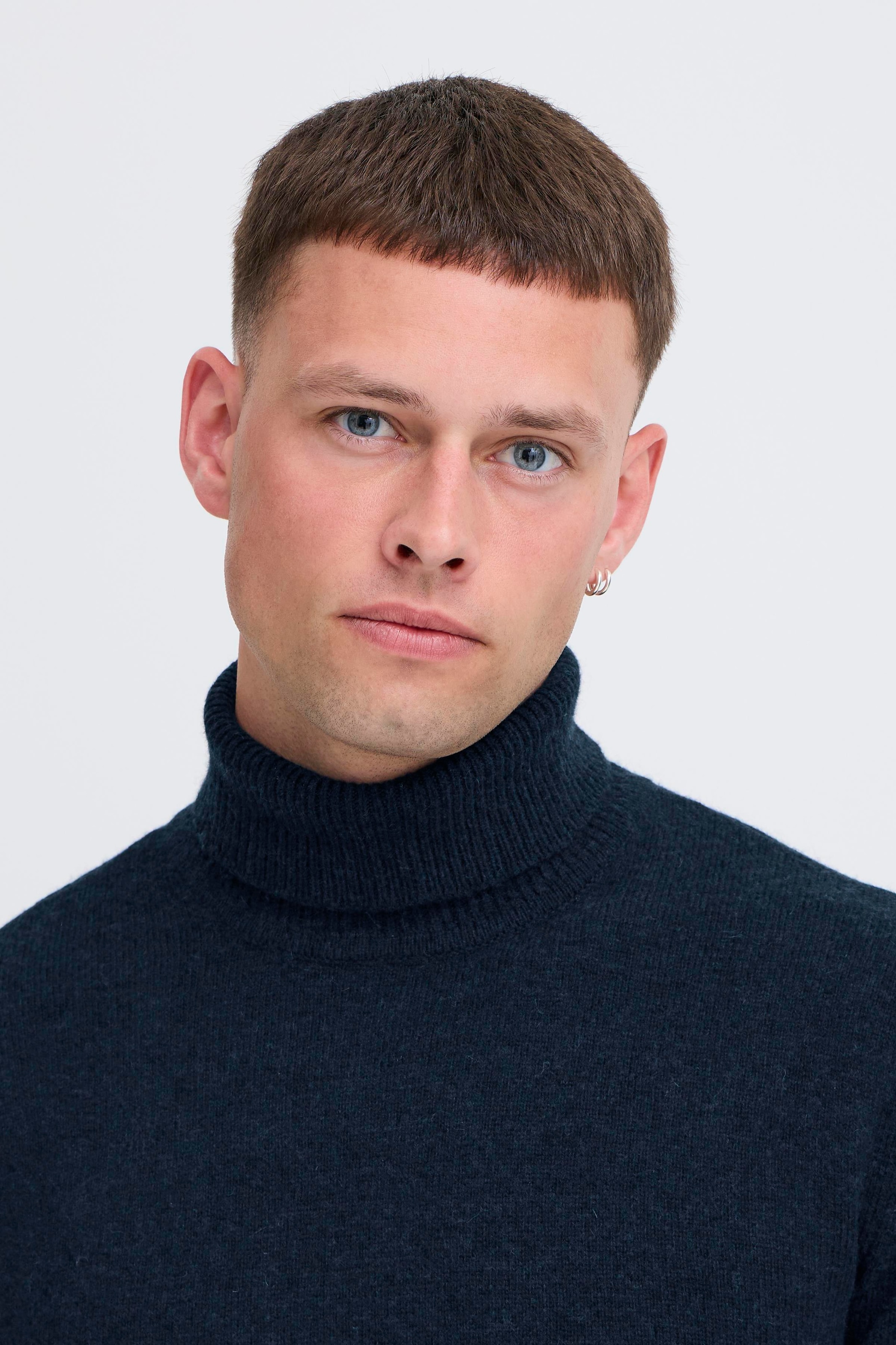 Blend Rollkragenpullover »BHBRANKO ROLL KNIT« mit Markenlabel, aus Wollmischung, Regular Fit, hüftlang