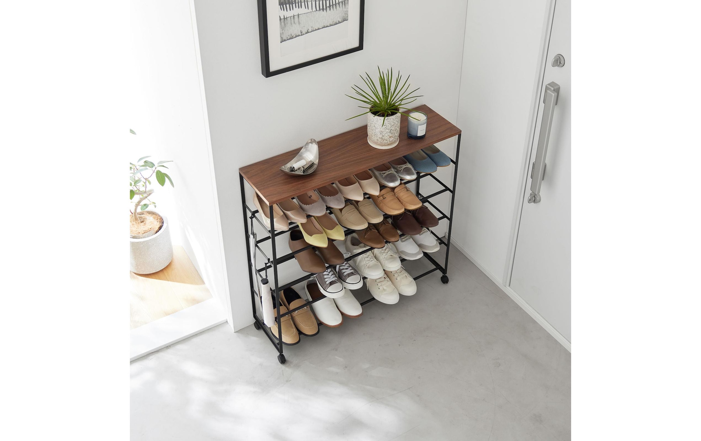 Yamazaki Armoire à chaussures »Tower 90.5 x 87 cm« 5-stöckiges Schuhregal mit Holzablage und Rollen