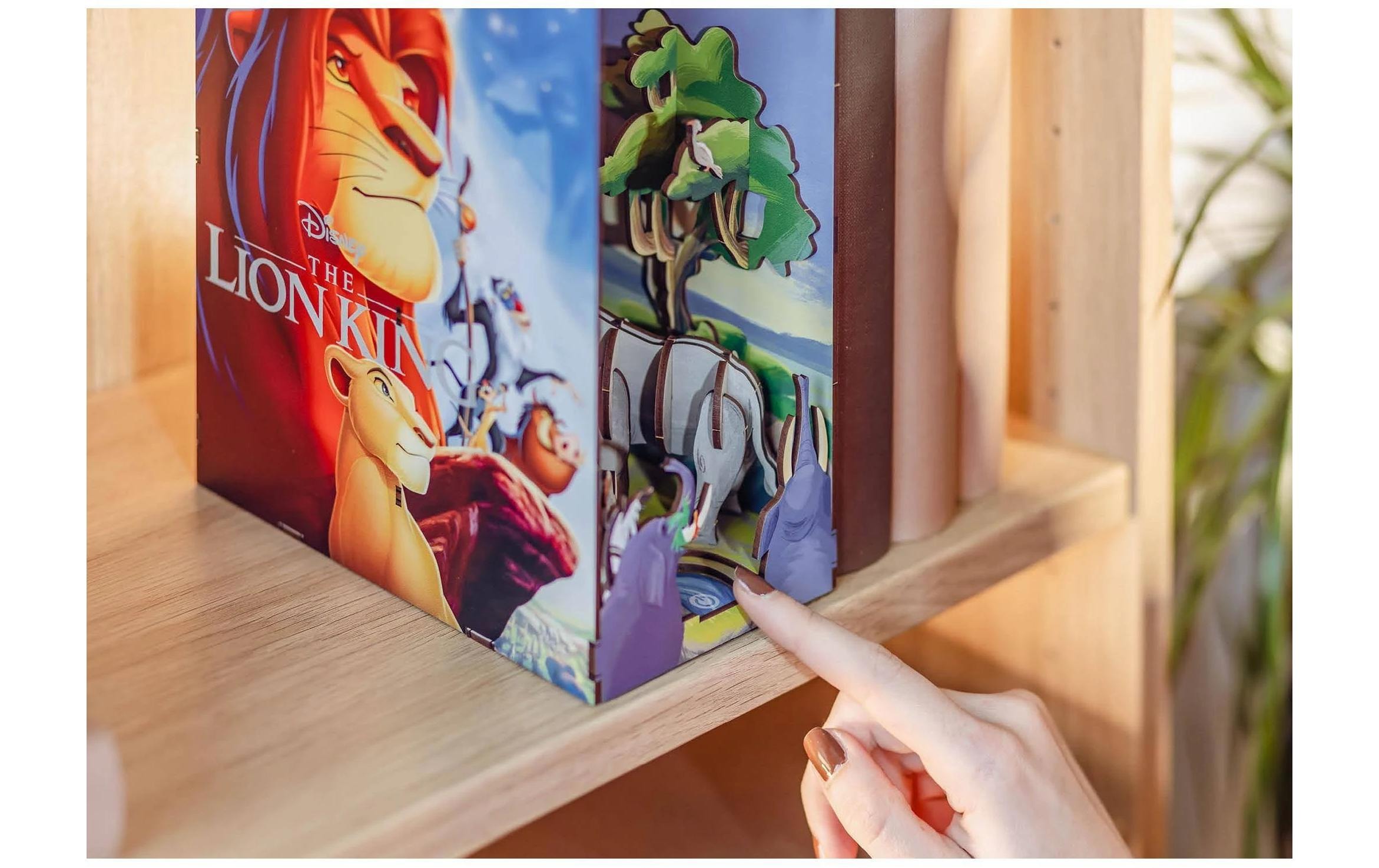 Revell® Kit de modèles réduits »Book Nook, Tiny Adventures Disney König der Löwen« Serre-livres; avec éclairage LED