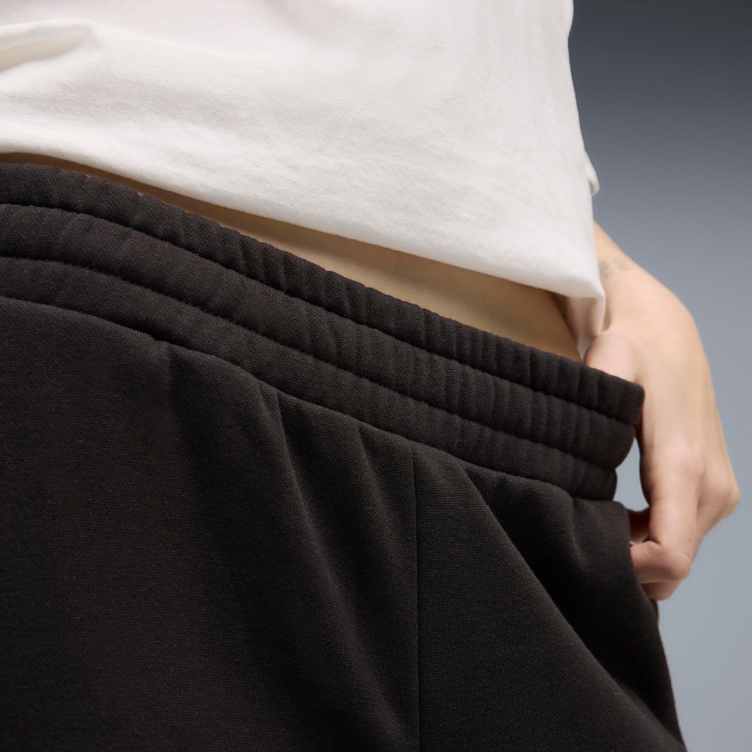 PUMA Trainingshose »ESS SMALL NO 1 LOGO COMFORT STRAIGHT PANTS FL OP«  für sportliche Aktivitäten, bequemer Tragekomfort
