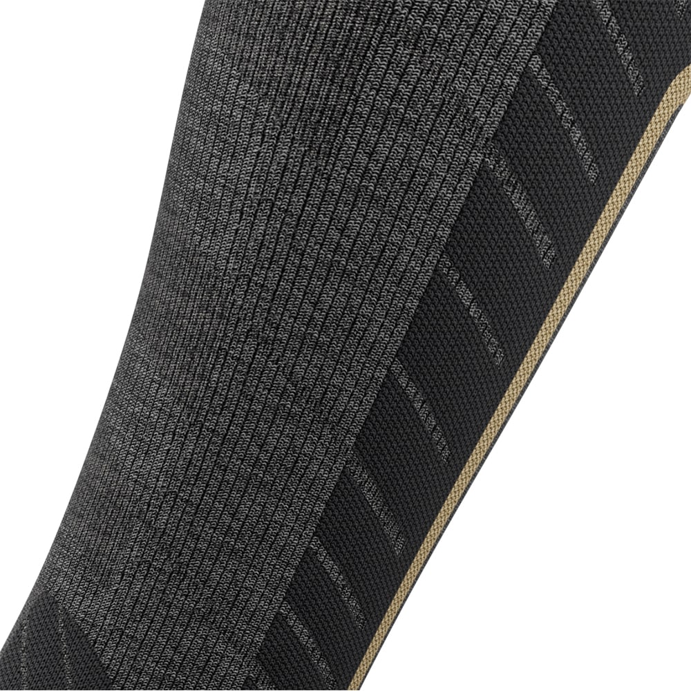 Bauerfeind Chaussettes de sport »SKI ALPINE COMPRESSION SOCKS« für Alpinski und Snowboard, mit anatomisch geformter Zehenbox