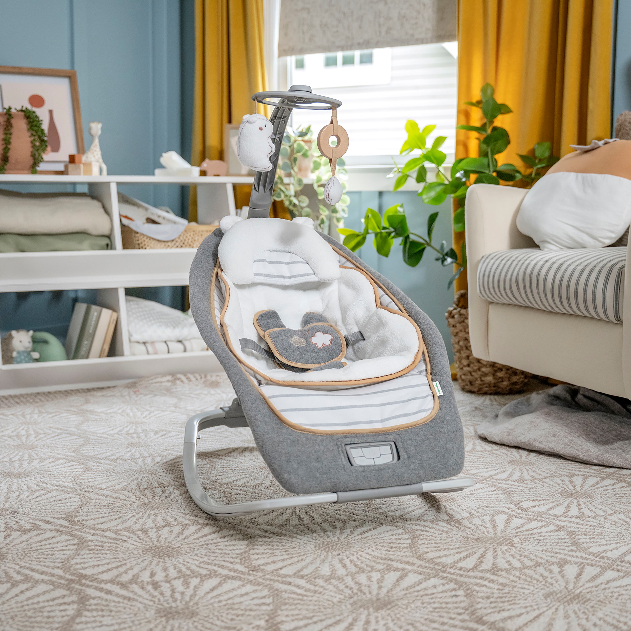 ingenuity Transat pour bébé »Rocking Seat - Bella Teddy« mit Sound-Effekt